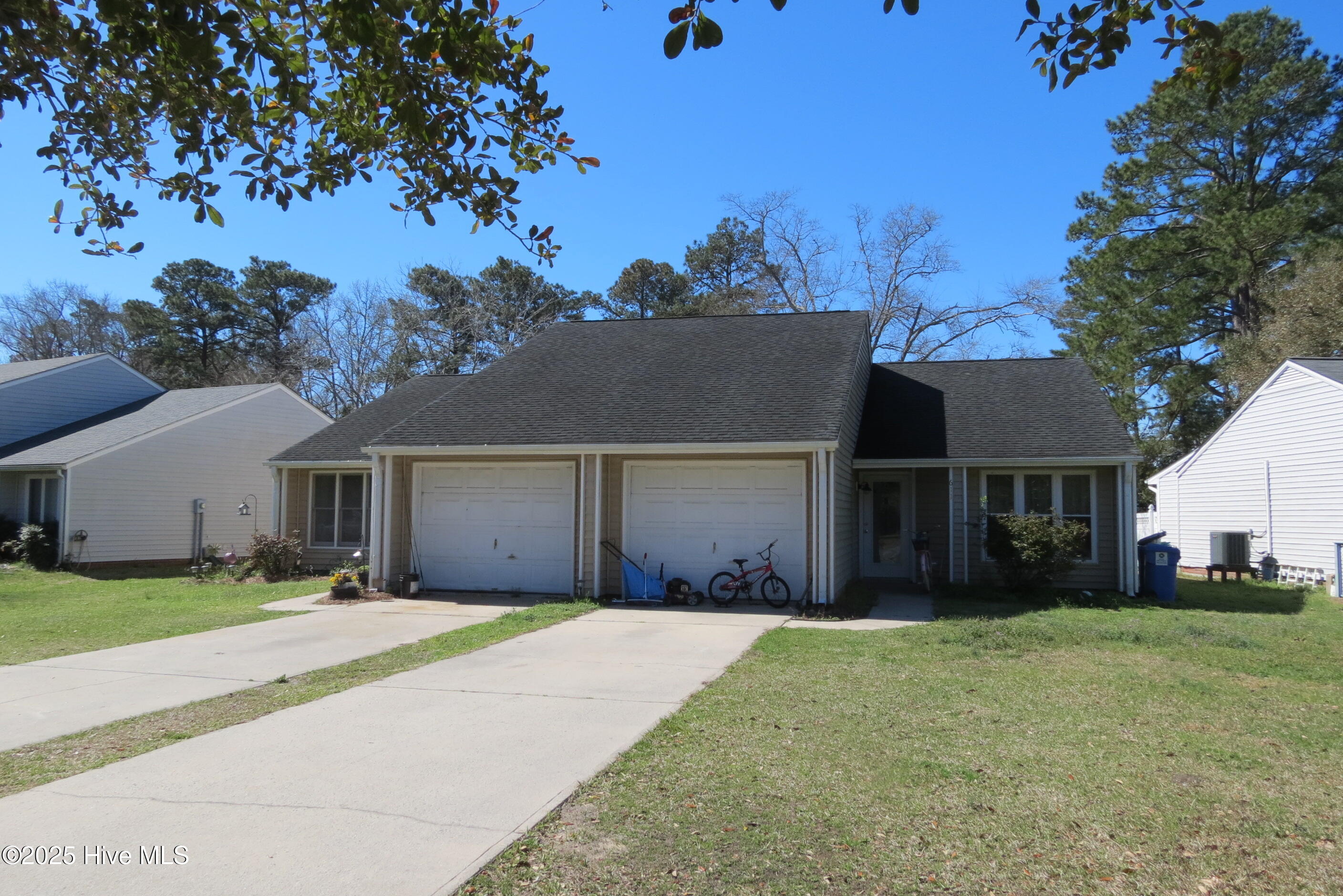 609 Ragan Road Property Photo 3