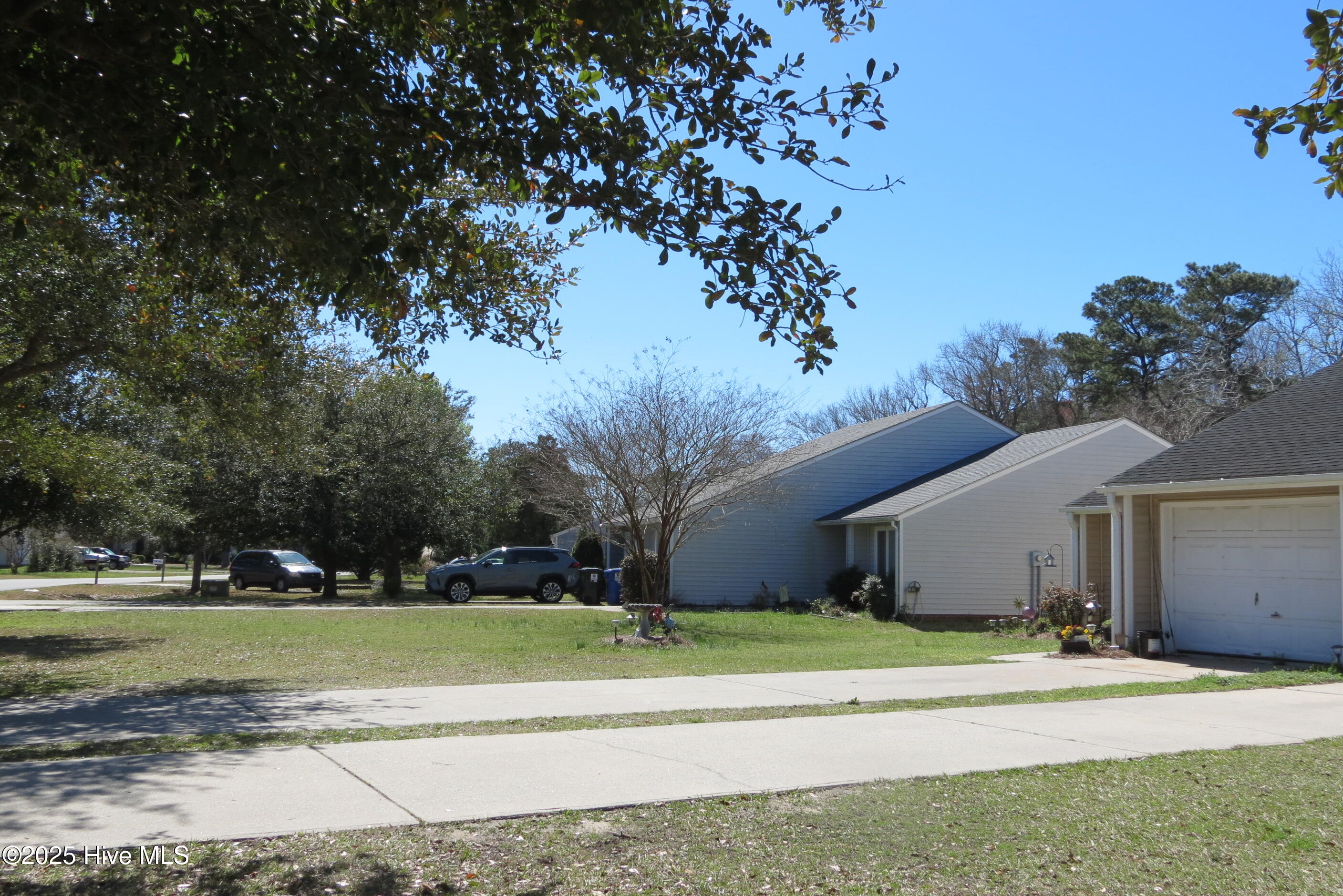 609 Ragan Road Property Photo 5