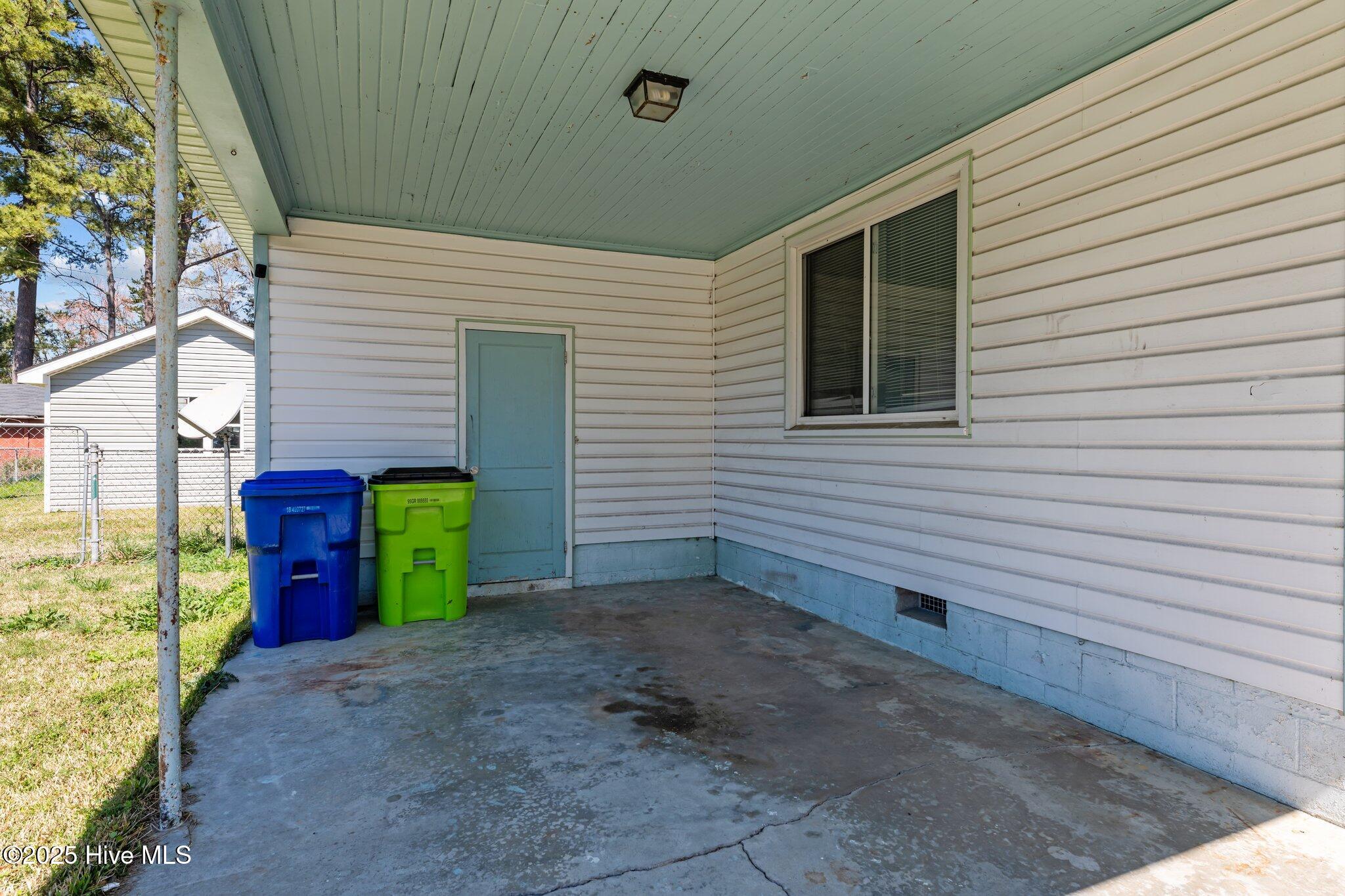 214 Bryan Street Property Photo 12
