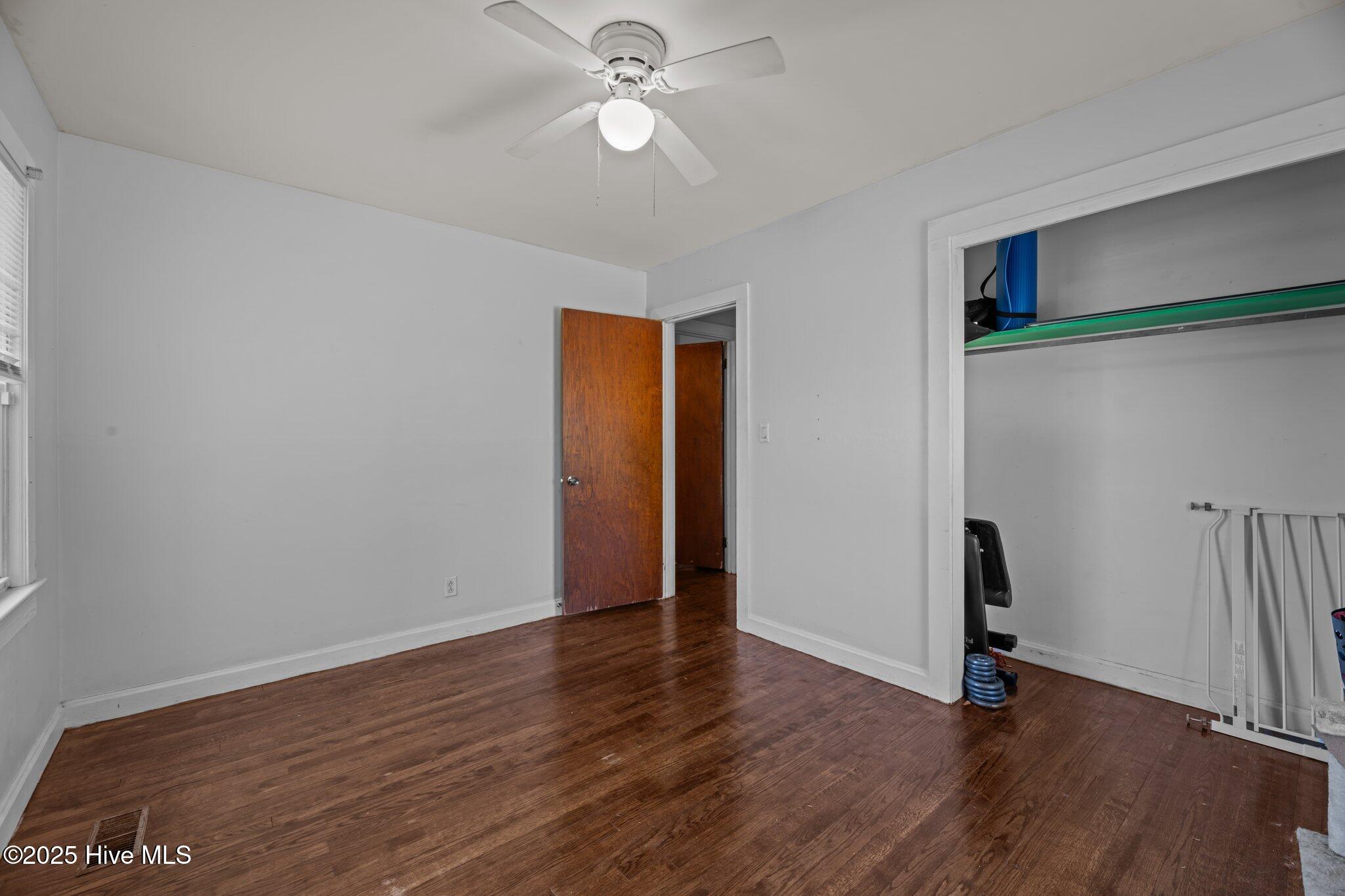 214 Bryan Street Property Photo 28
