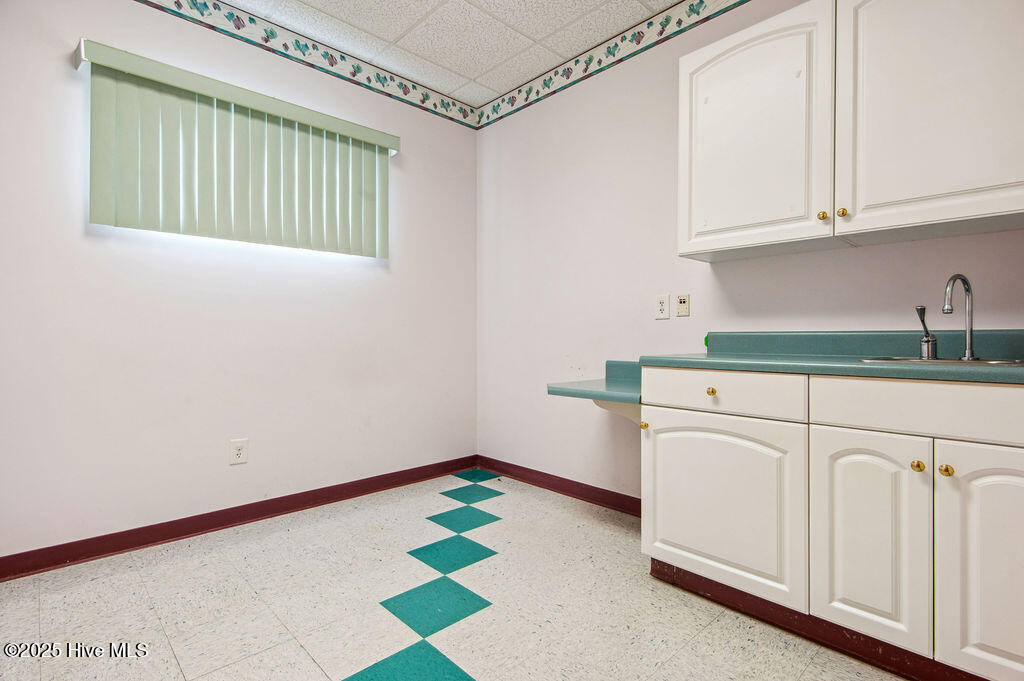 43 Office Park Drive Property Photo 43