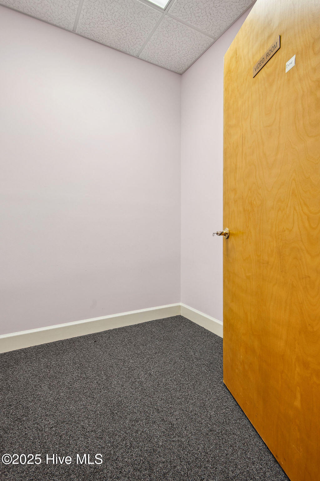 43 Office Park Drive Property Photo 48