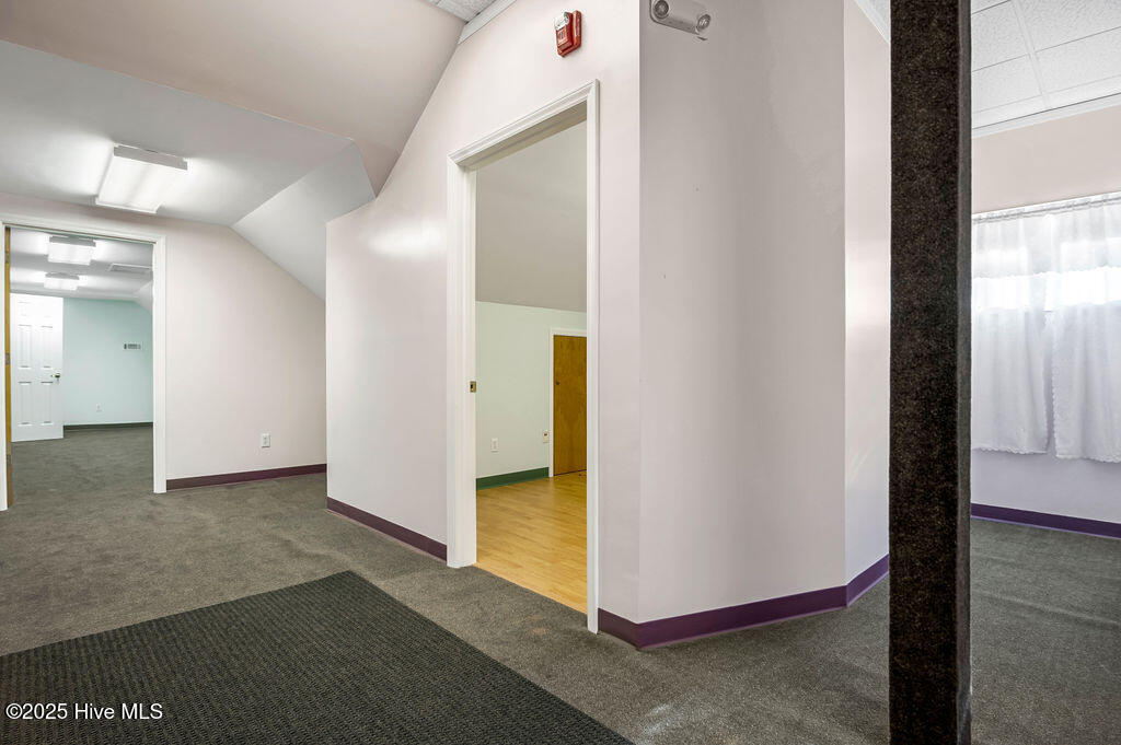 43 Office Park Drive Property Photo 80