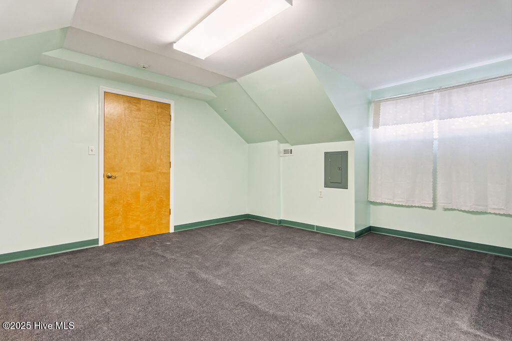 43 Office Park Drive Property Photo 89