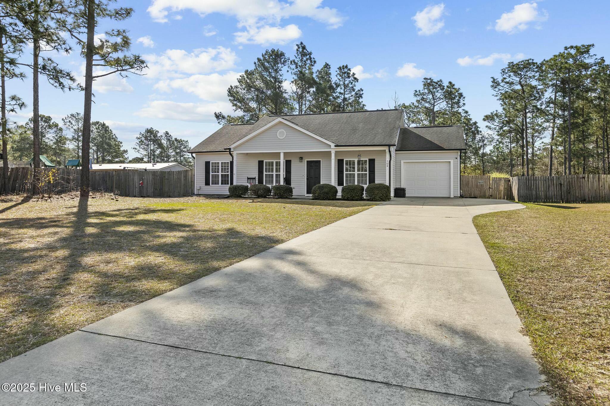 Maple Hill Real Estate Listings Main Image