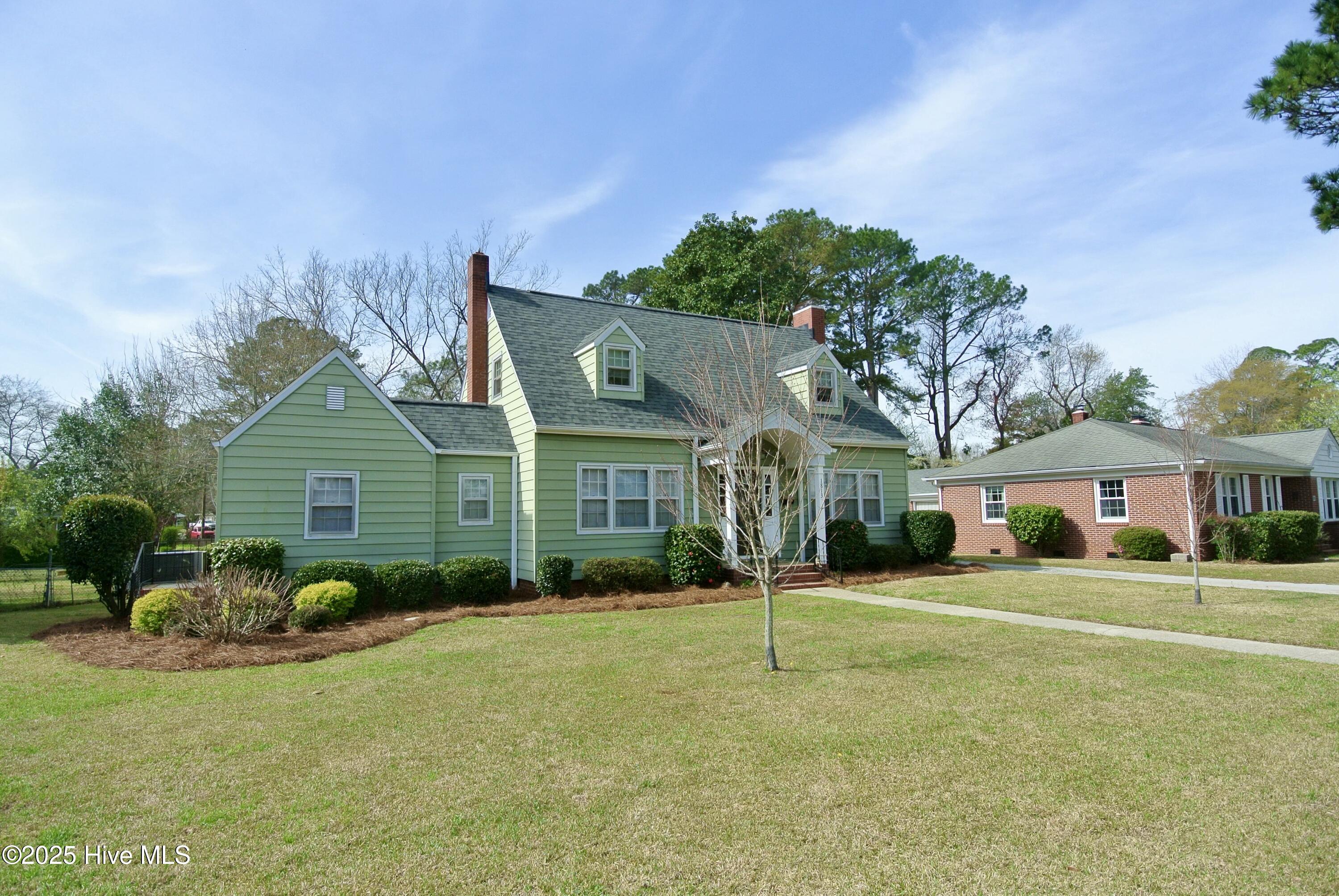 Degraffenried Park Real Estate Listings Main Image