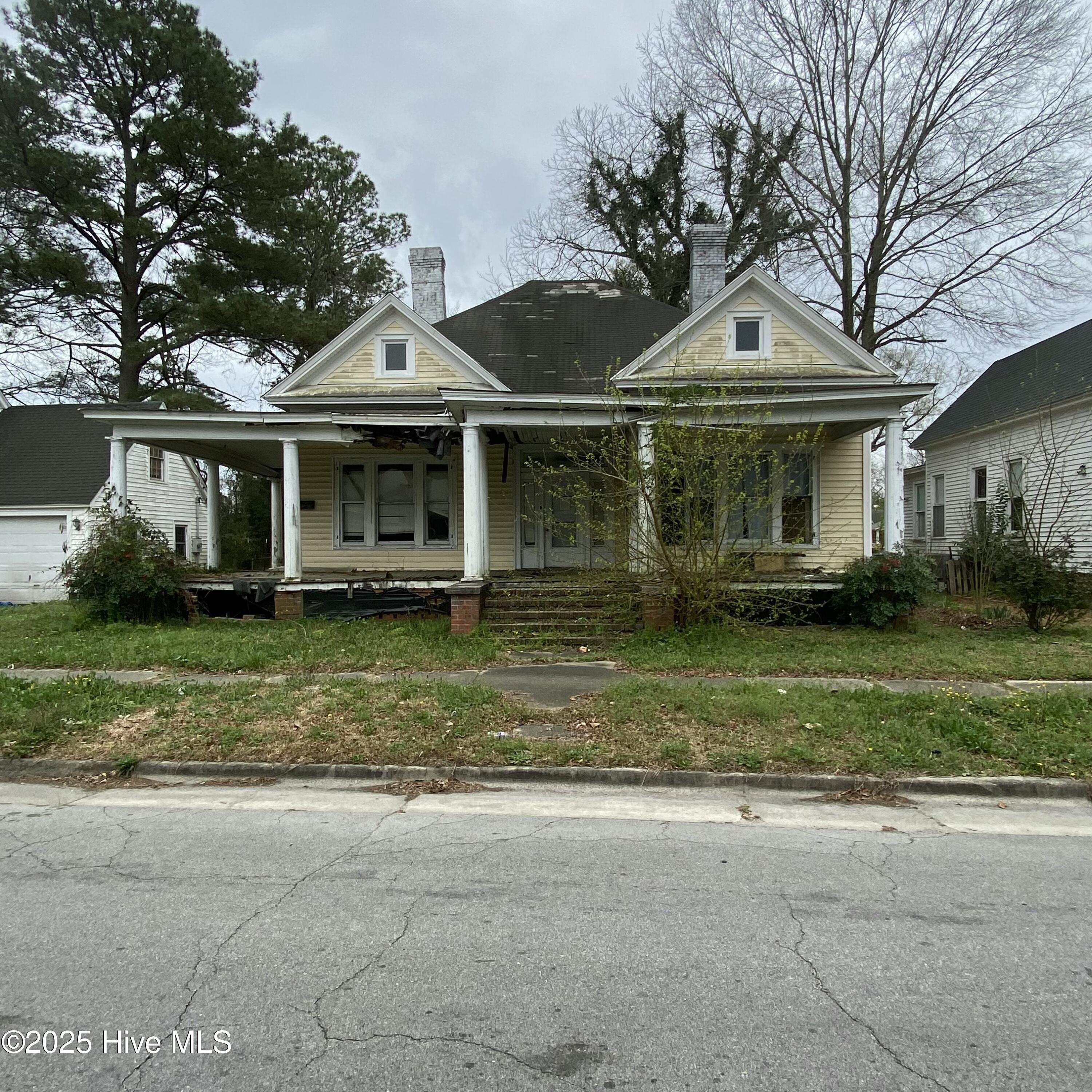 504 W Lenoir Avenue Property Photo