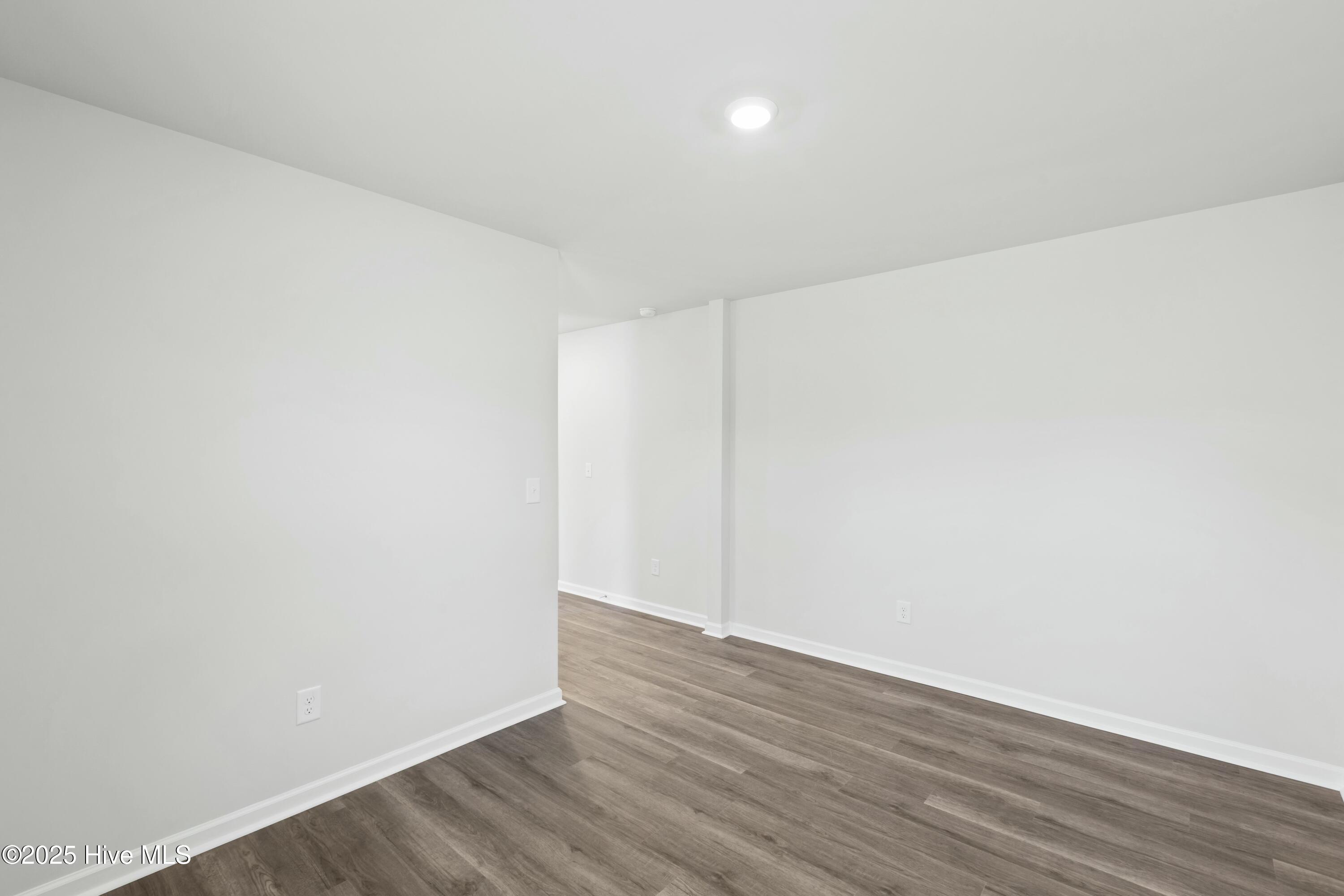 525 Sandy Hollow Drive Property Photo 14