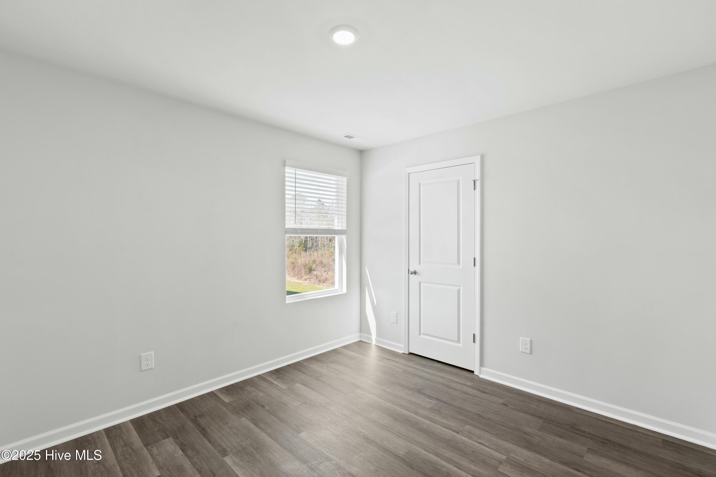 525 Sandy Hollow Drive Property Photo 28