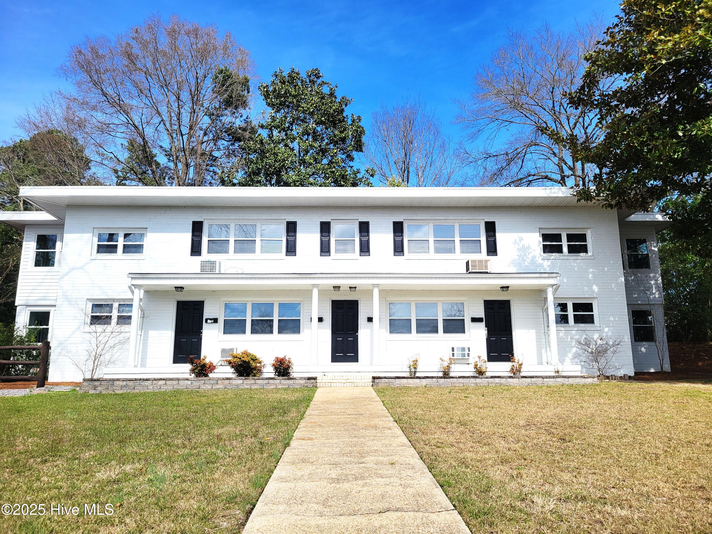 302 W Maple Avenue Property Photo