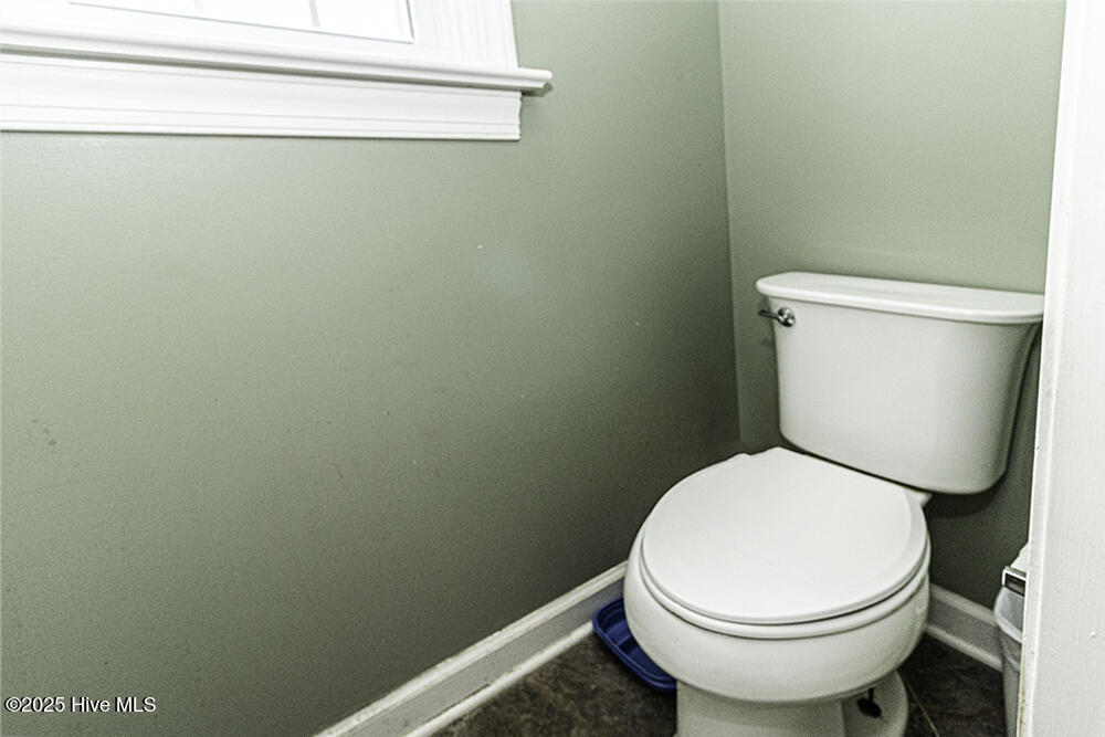 200 Emerson Drive Property Photo 5