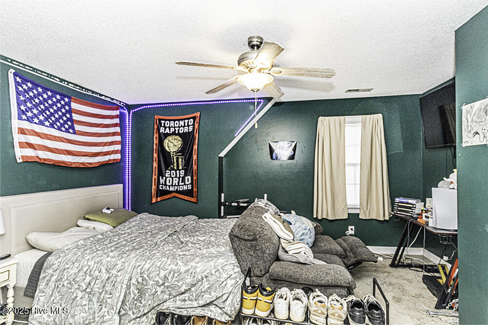 200 Emerson Drive Property Photo 10