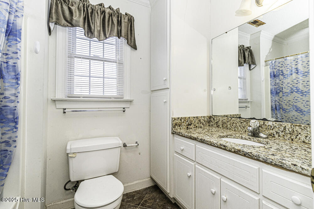 200 Emerson Drive Property Photo 12