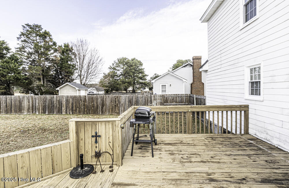 200 Emerson Drive Property Photo 17