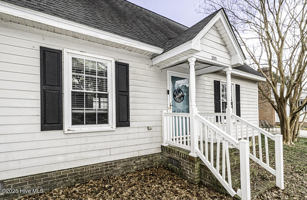 200 Emerson Drive Property Photo 19