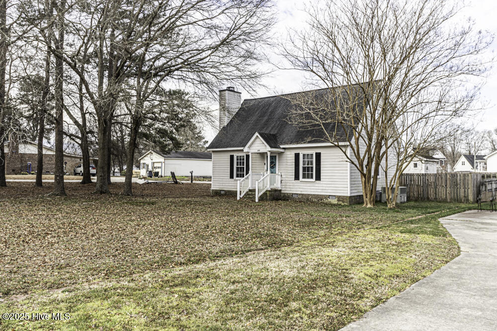 200 Emerson Drive Property Photo 28