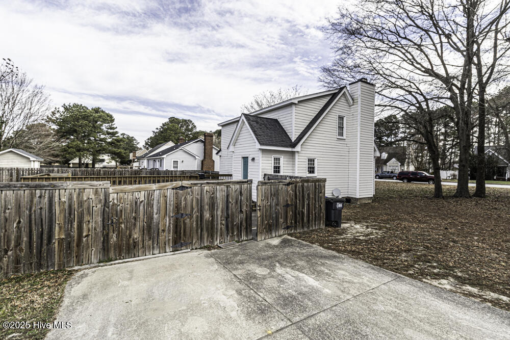 200 Emerson Drive Property Photo 30