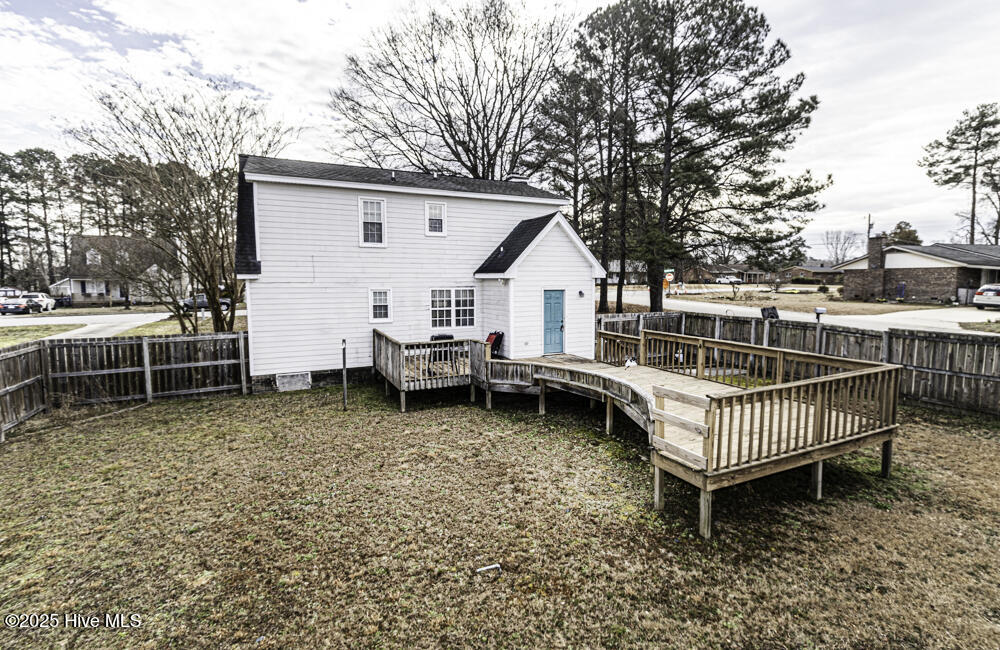 200 Emerson Drive Property Photo 34