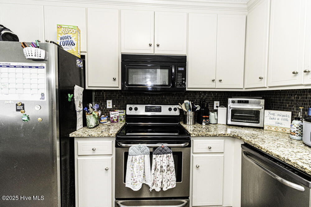 200 Emerson Drive Property Photo 36