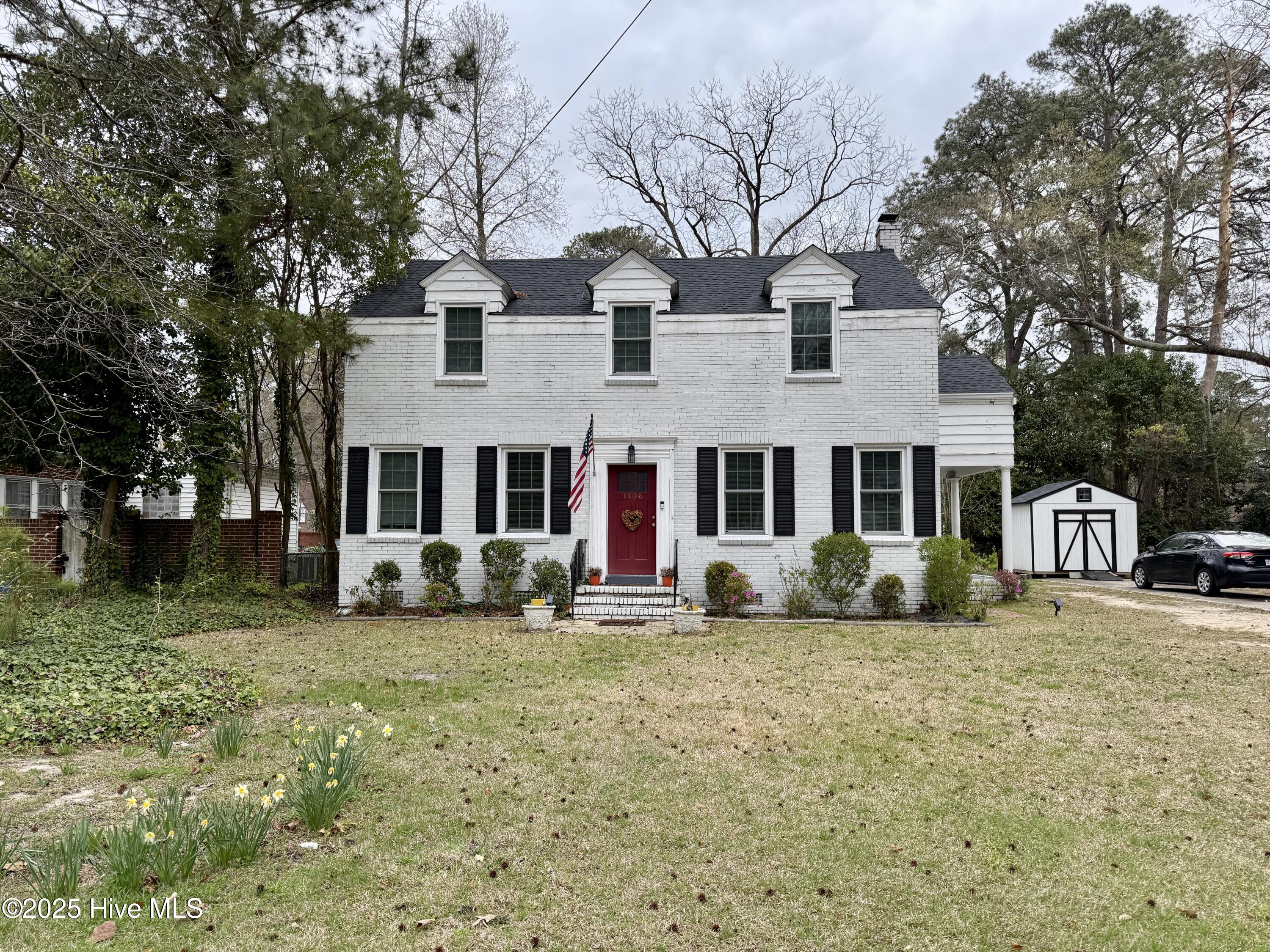 1106 Sycamore Street Property Photo
