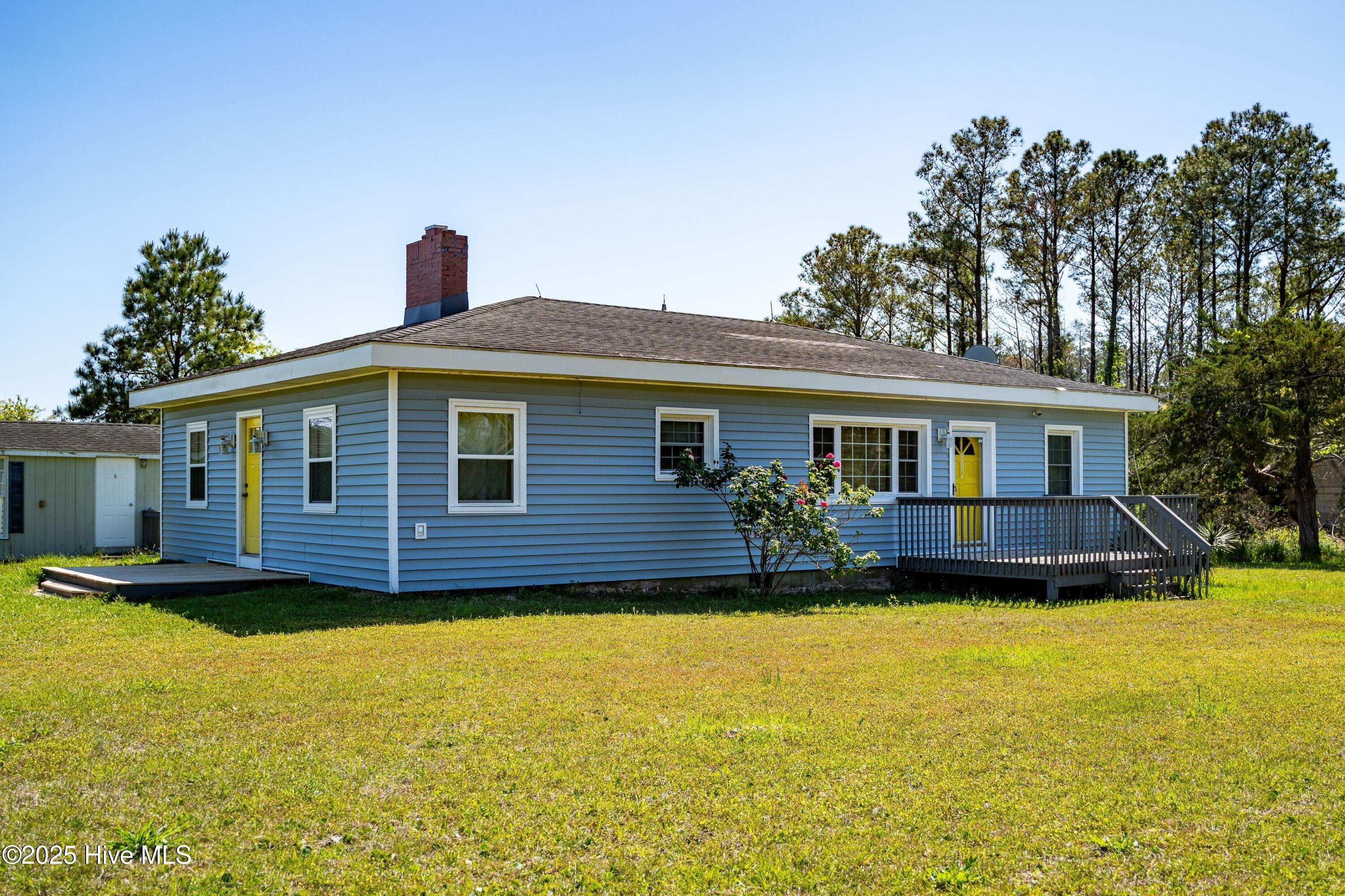 882 Highway 70 Property Photo 1