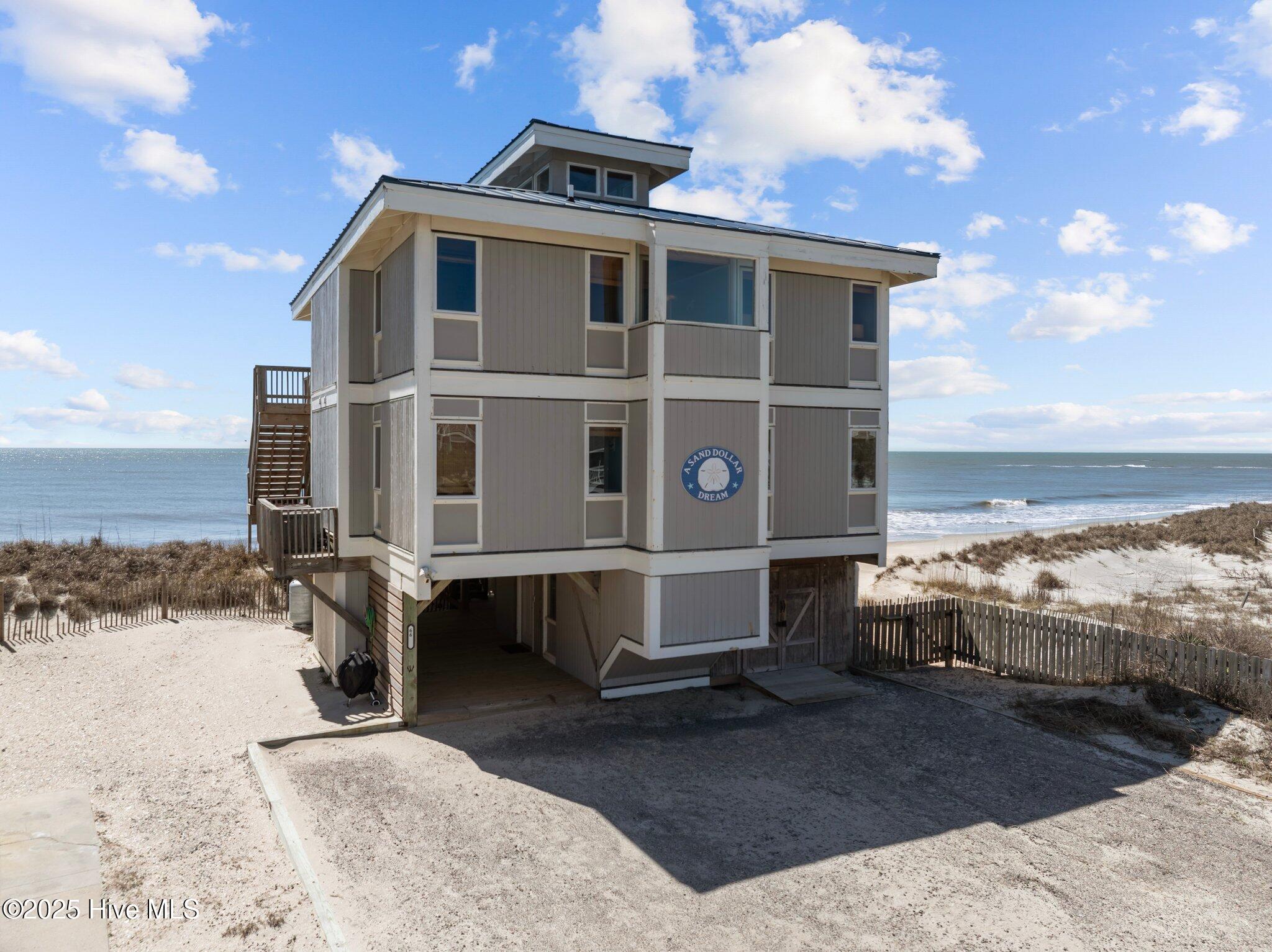 6623 W Beach Drive Property Photo 9