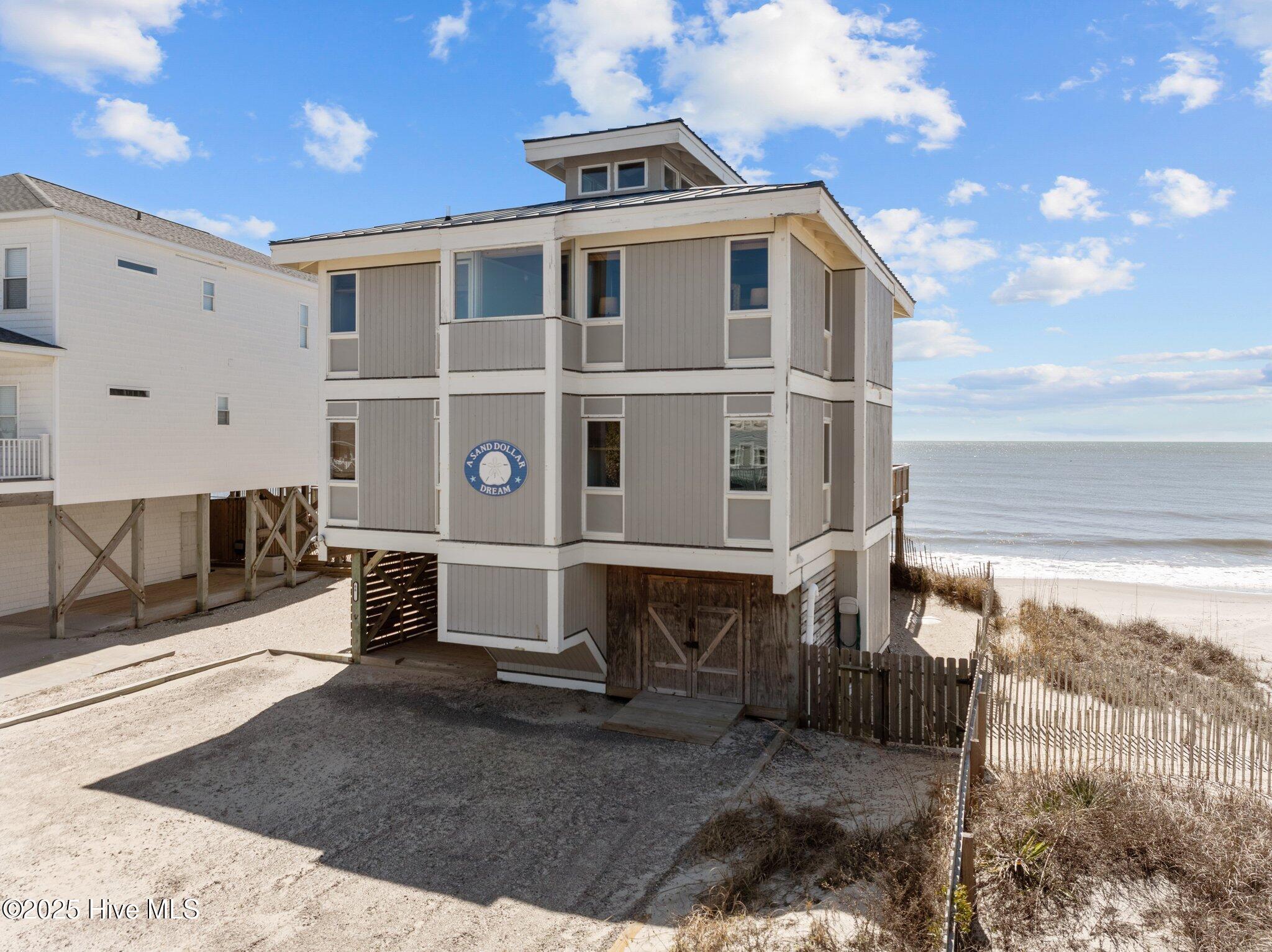 6623 W Beach Drive Property Photo 11