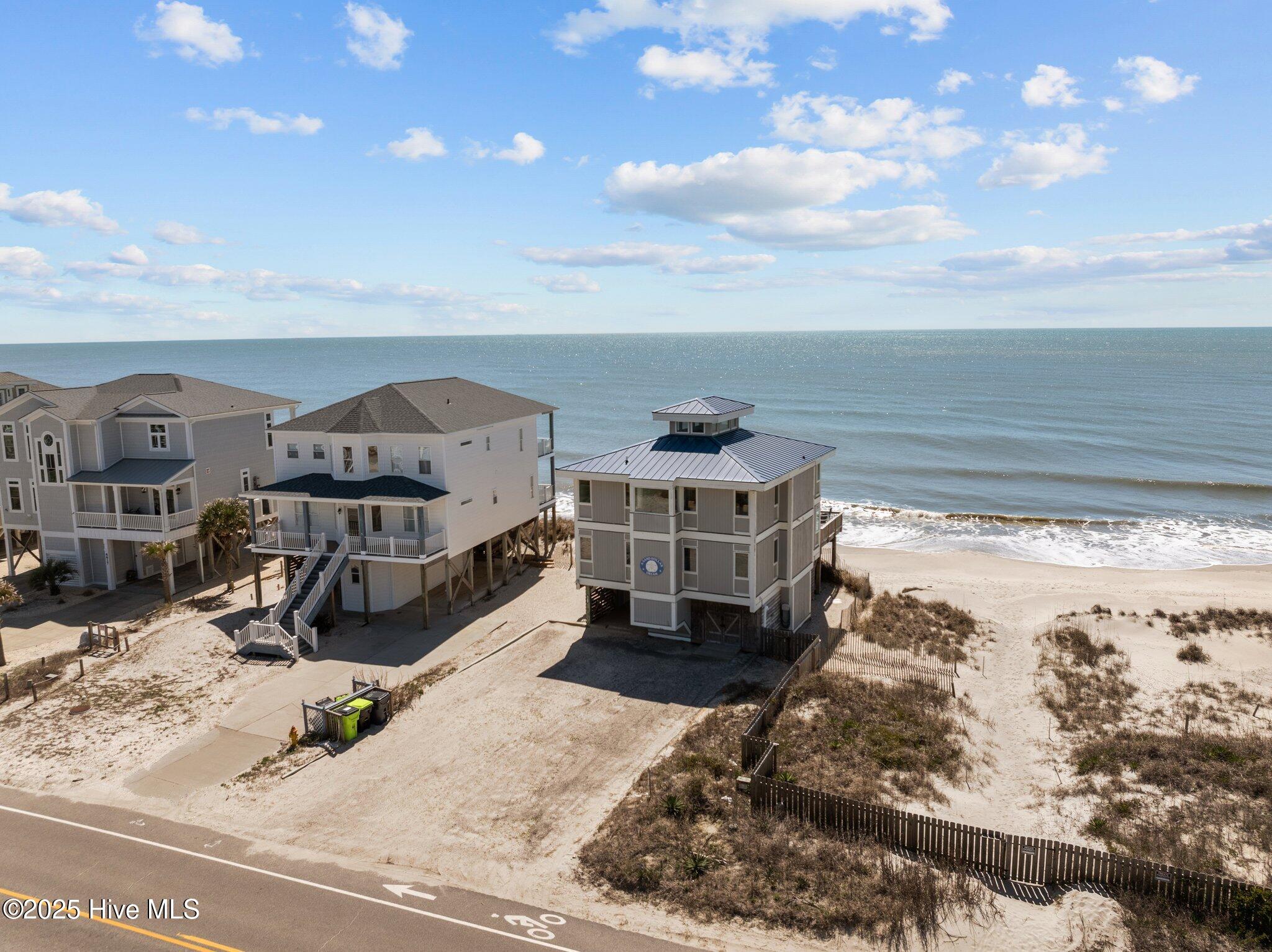 6623 W Beach Drive Property Photo 15