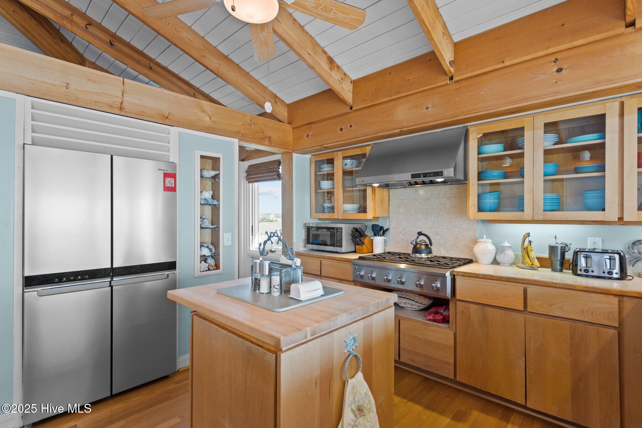 6623 W Beach Drive Property Photo 46