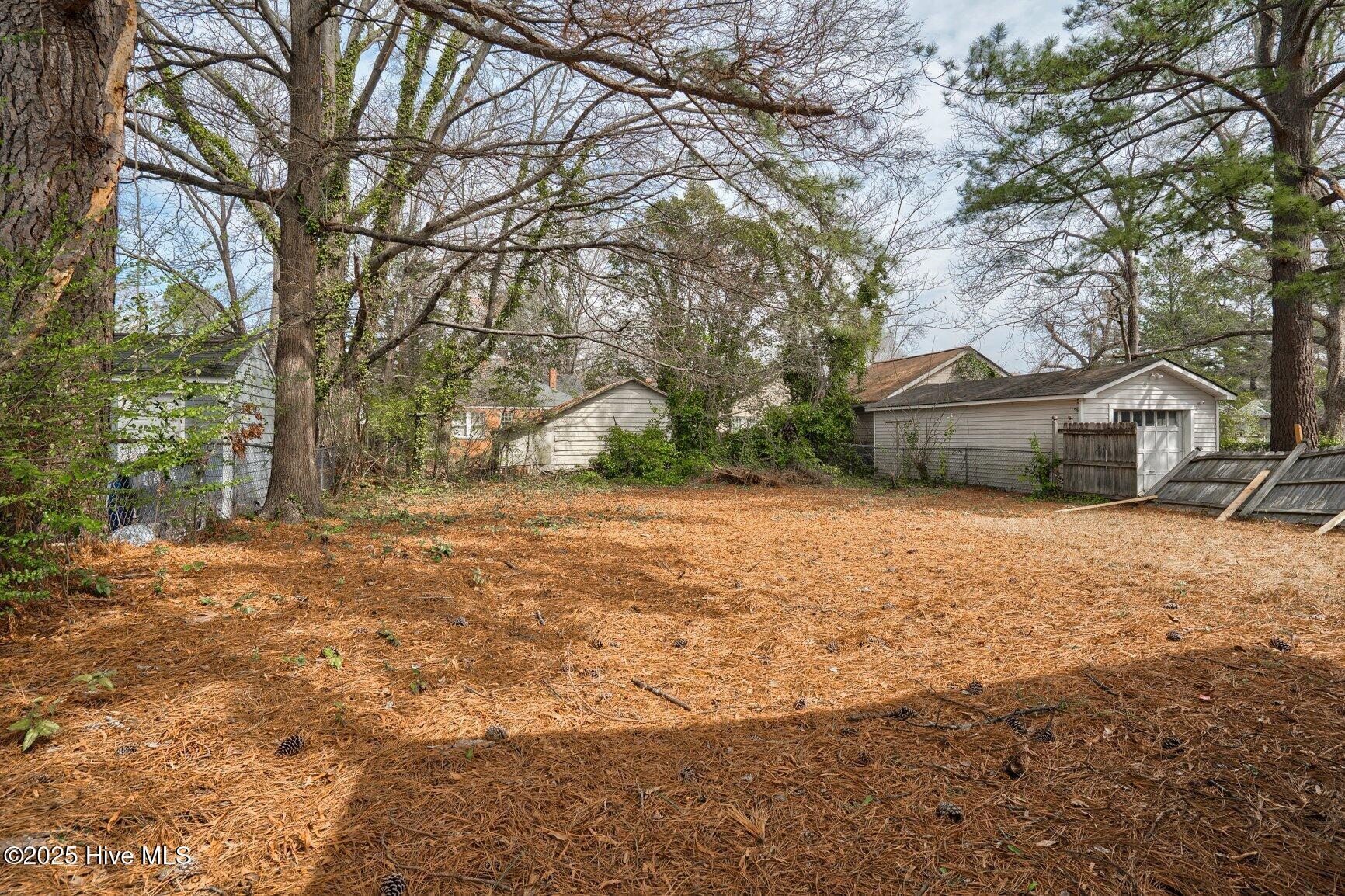 740 Long Avenue Property Photo 15