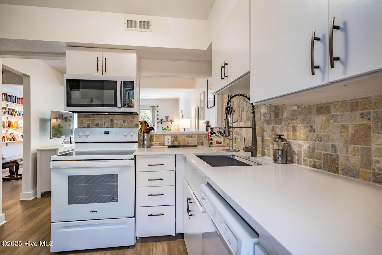 East Chapel Hill Real Estate Listings Main Image