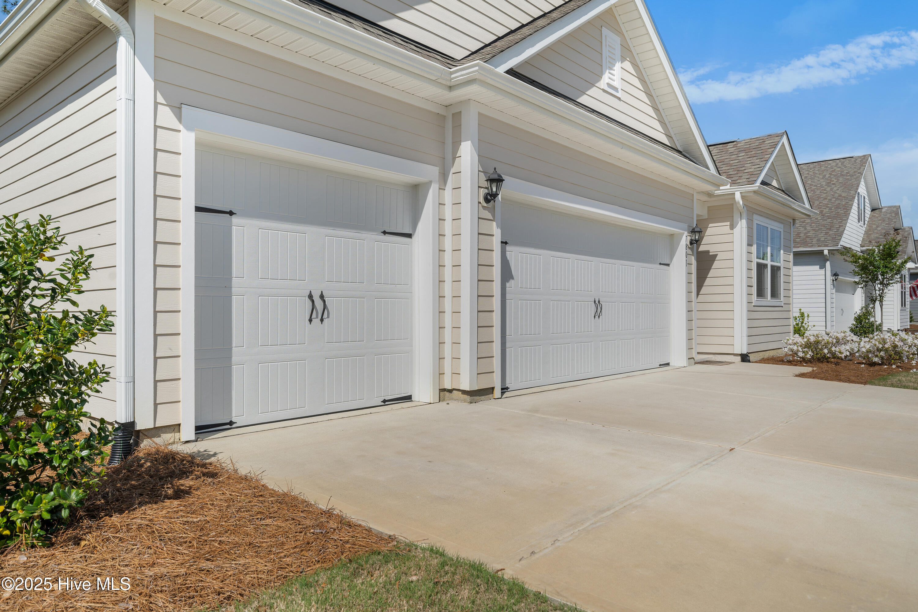 7801 Harrier Circle Property Photo 4
