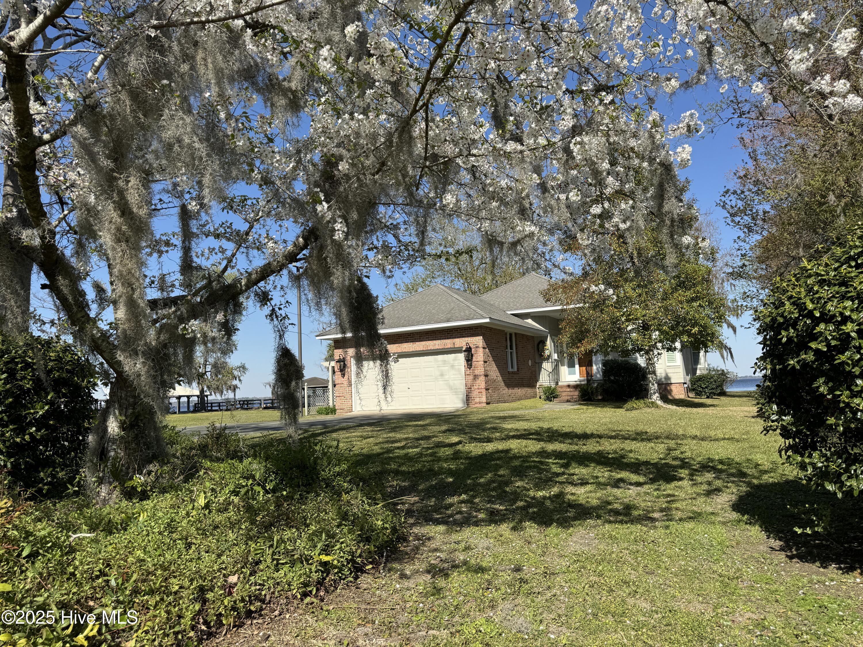 2157 Waccamaw Shores Road Property Photo