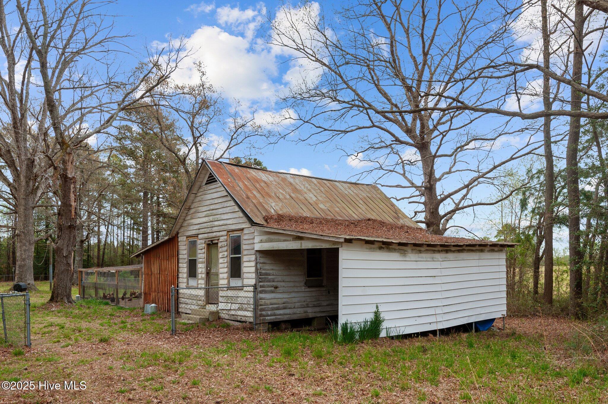327 Nc Highway 305 Property Photo 30