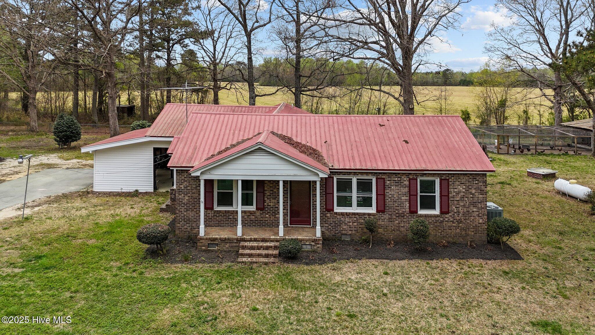 327 Nc Highway 305 Property Photo 32