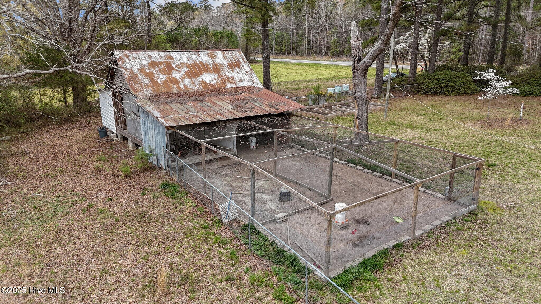 327 Nc Highway 305 Property Photo 36