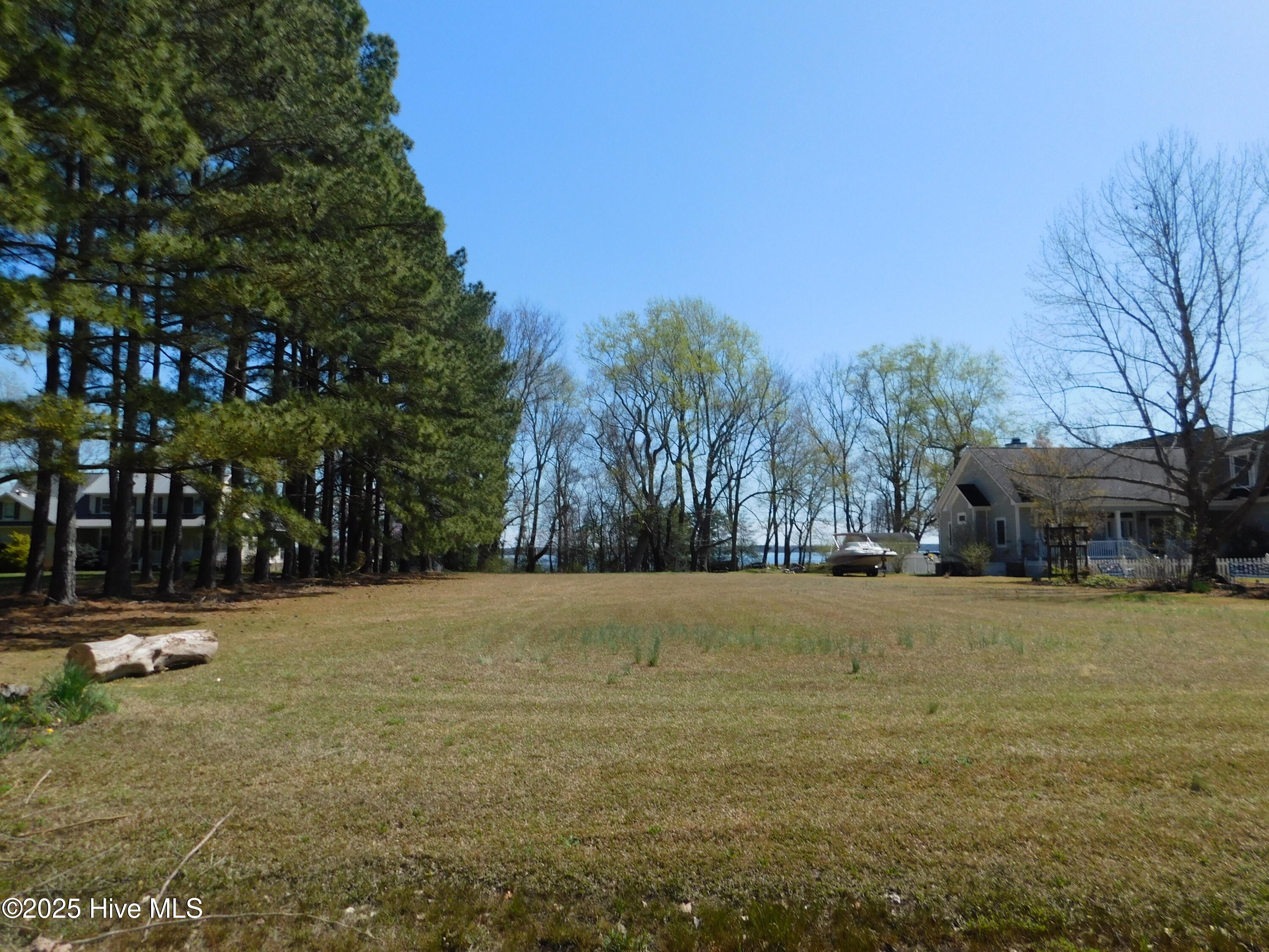 116 Small Circle Property Photo