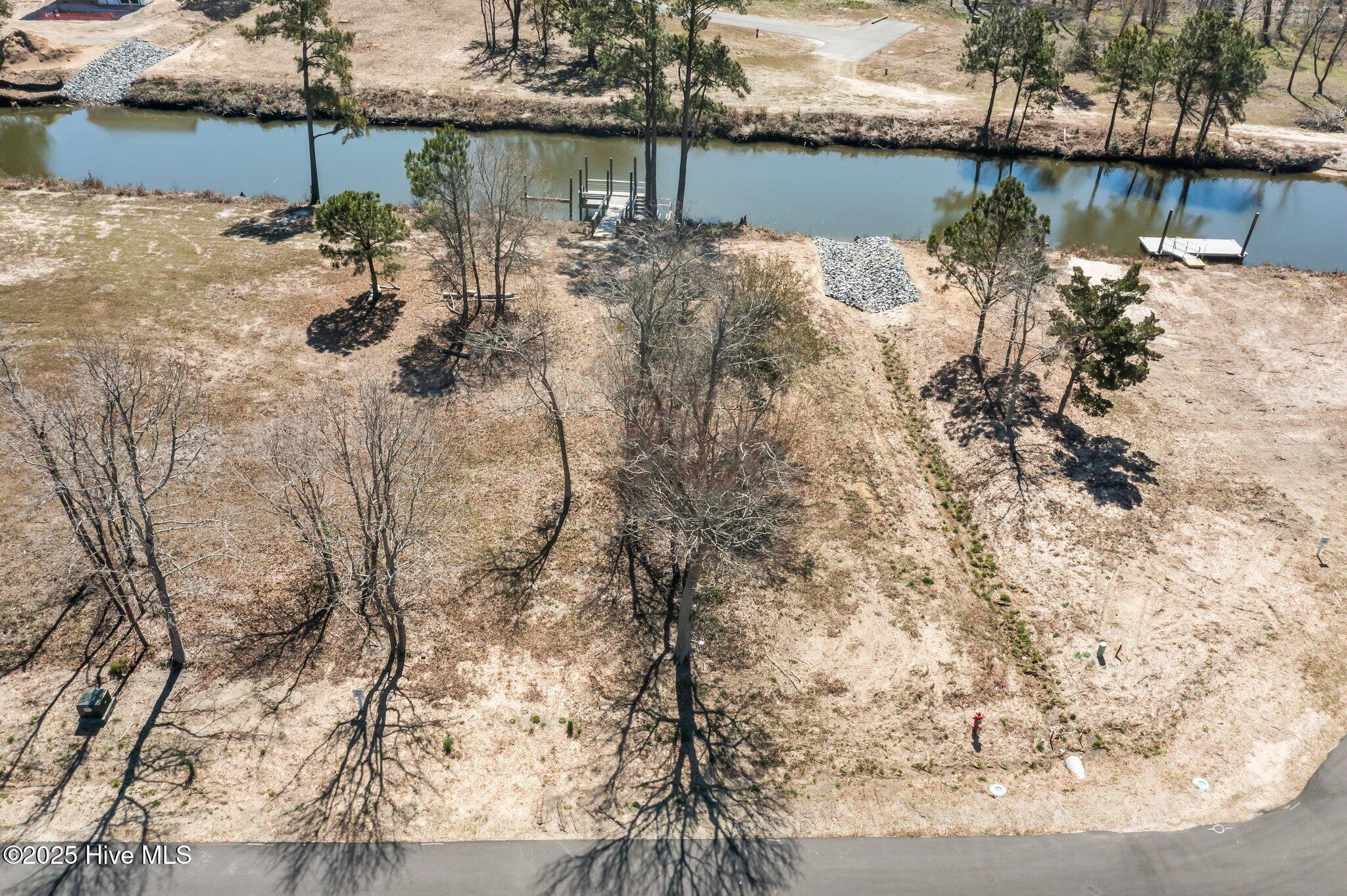 405 Salt Mdw Court Property Photo 4