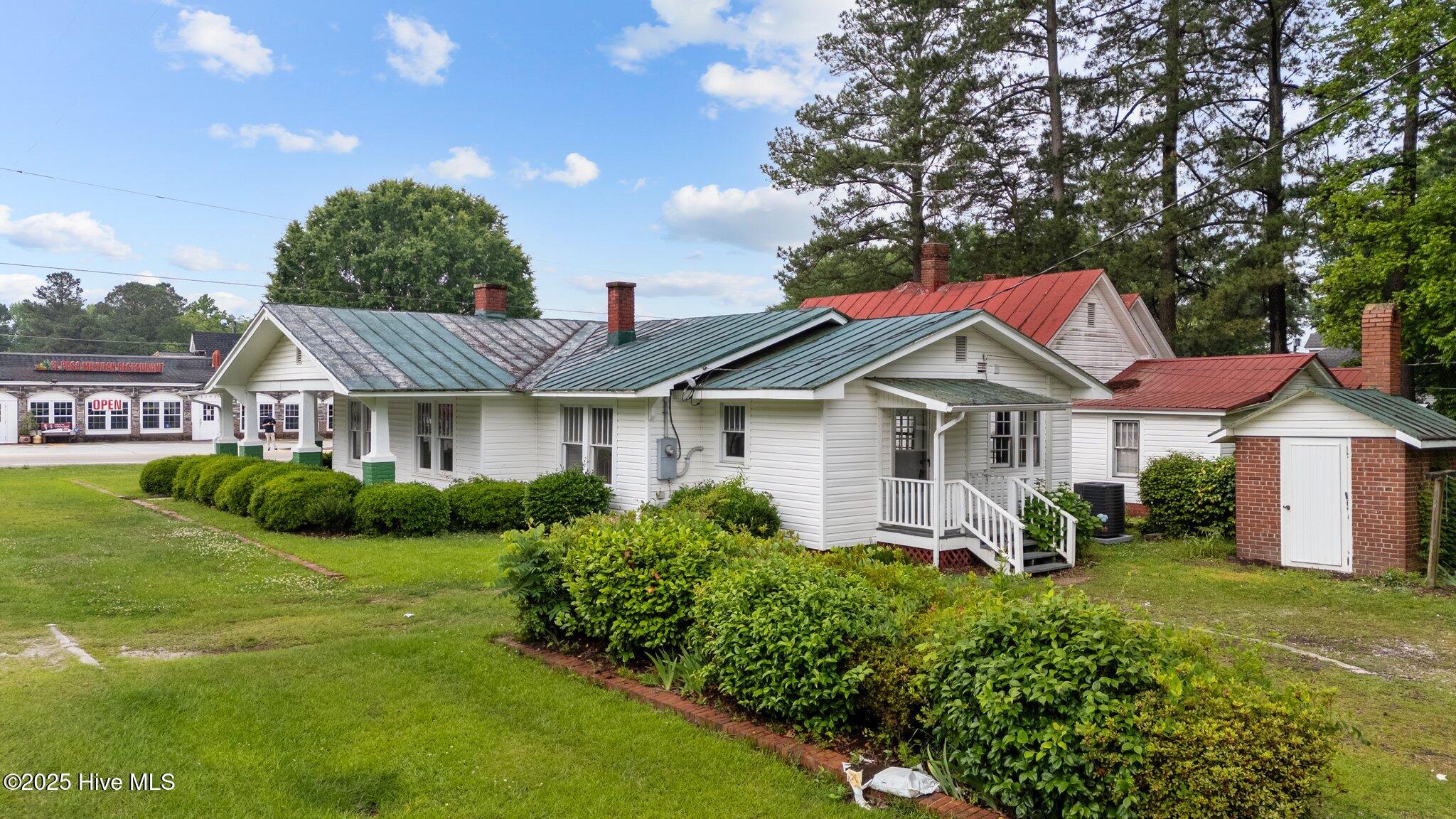 6188 Deans Street Property Photo 5