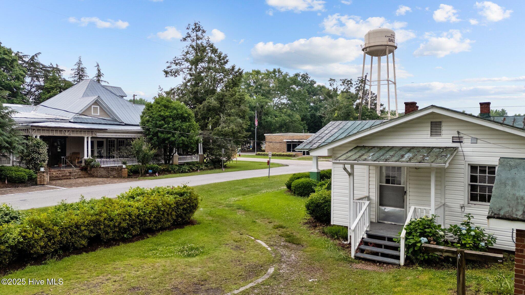 6188 Deans Street Property Photo 7