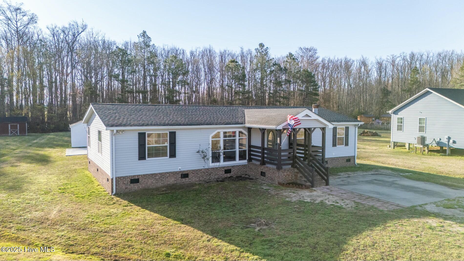 1003 Lindsay Court Property Photo