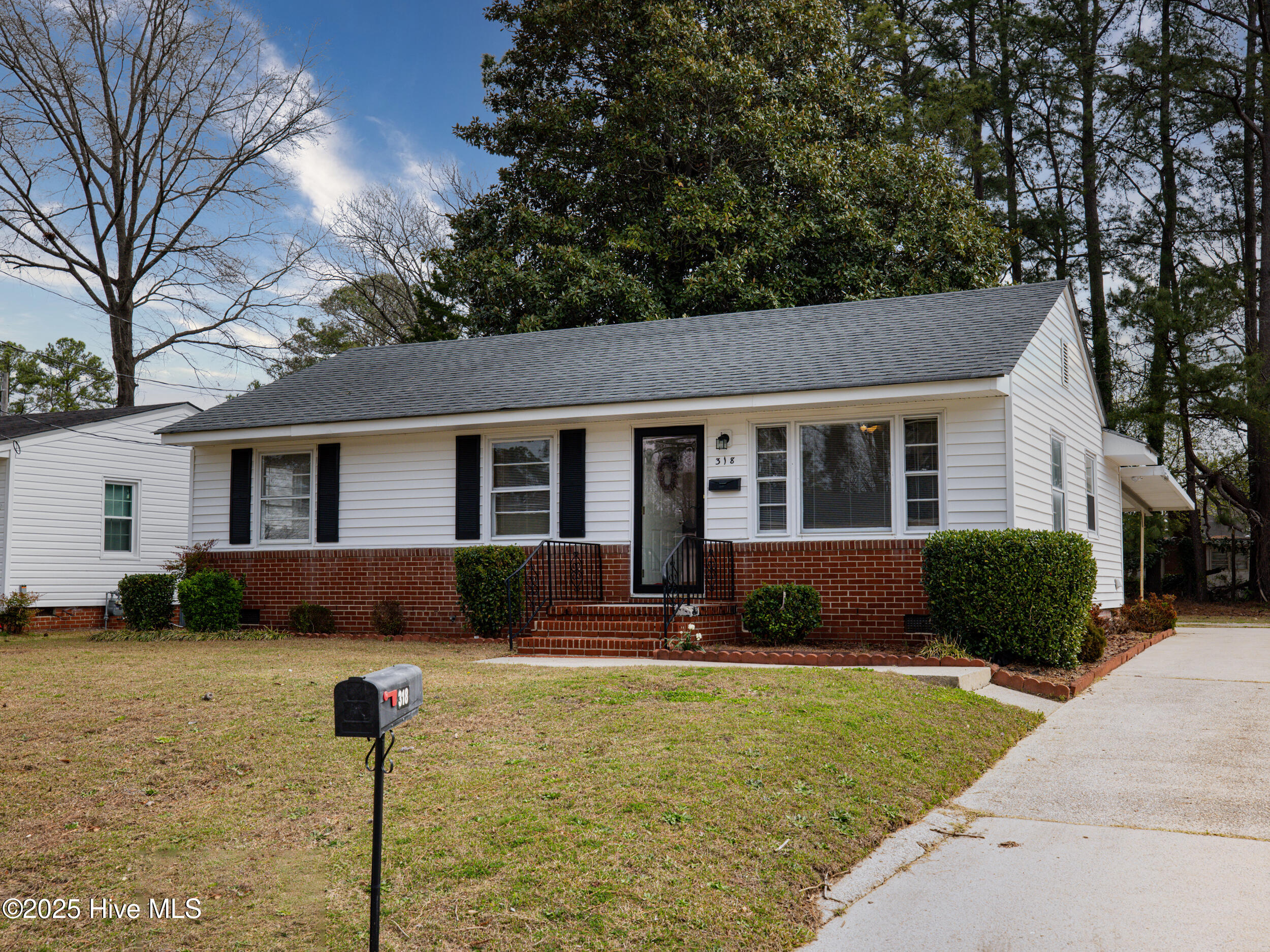 Hunt High Real Estate Listings Main Image
