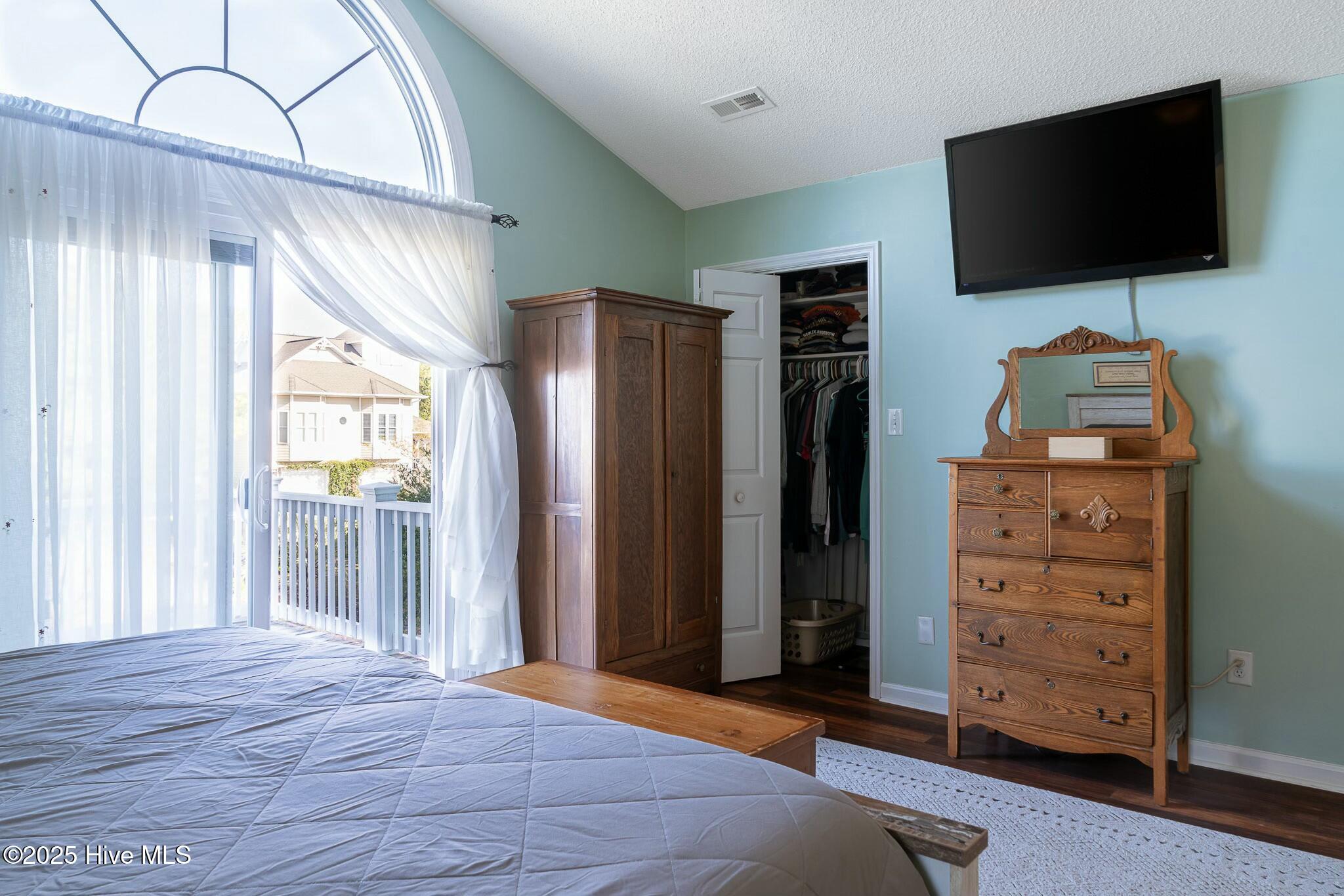 8713 Emerald Plantation Road Property Photo 50