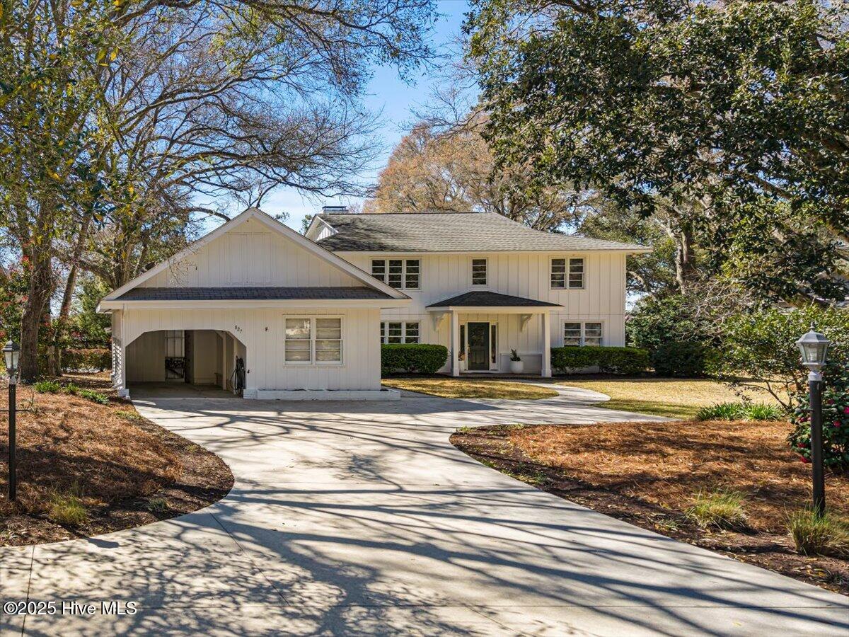 827 Shoreline Drive Property Photo