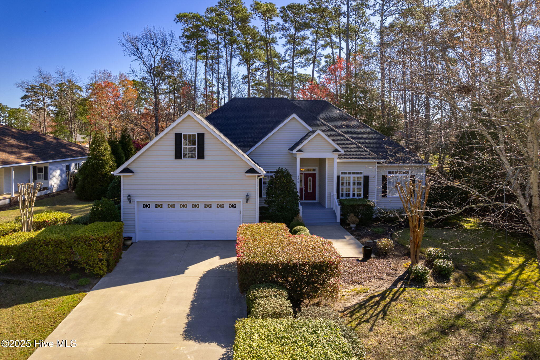 406 Hillcrest Drive Property Photo