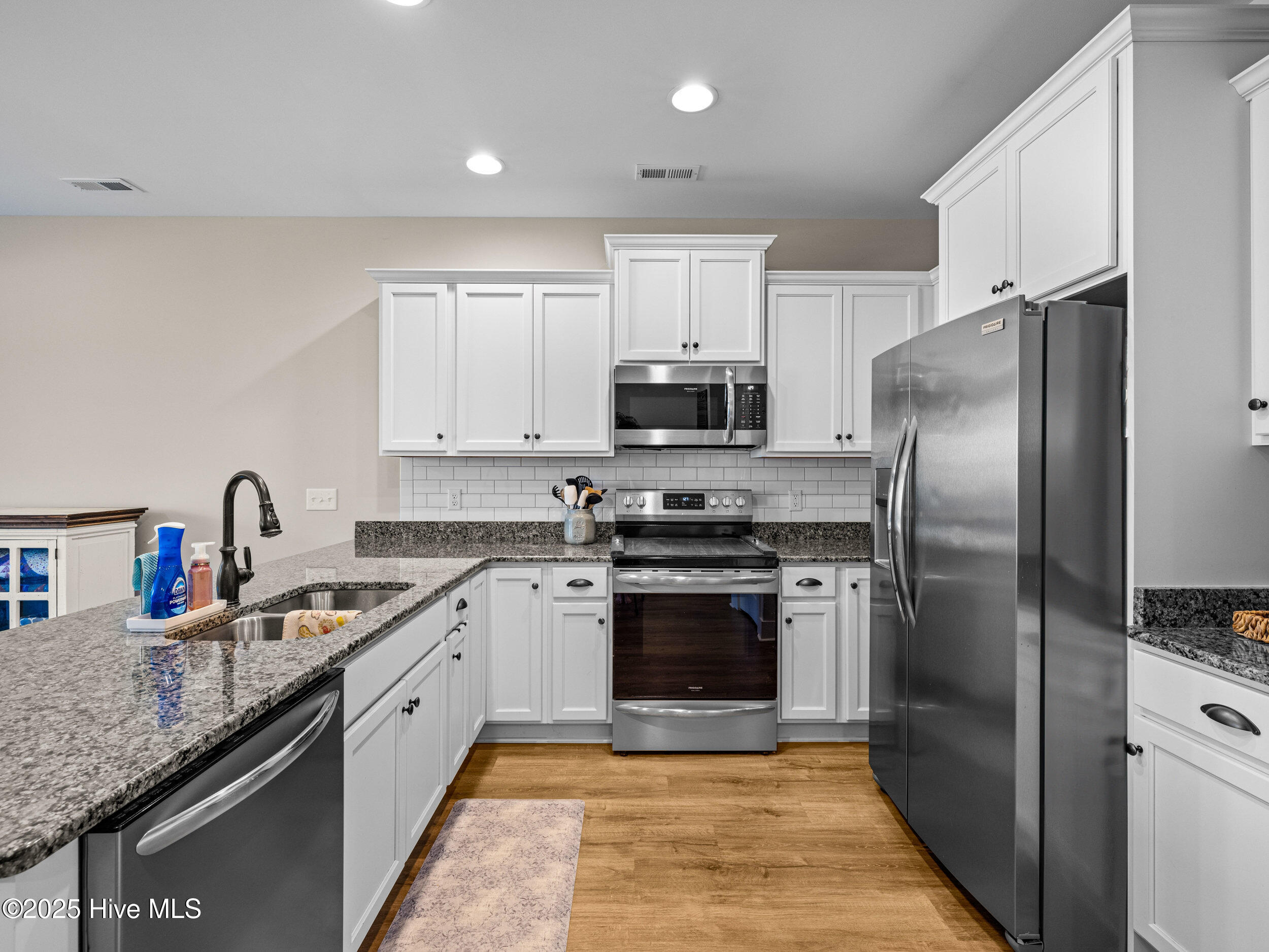 148 Aspen Road Property Photo 10
