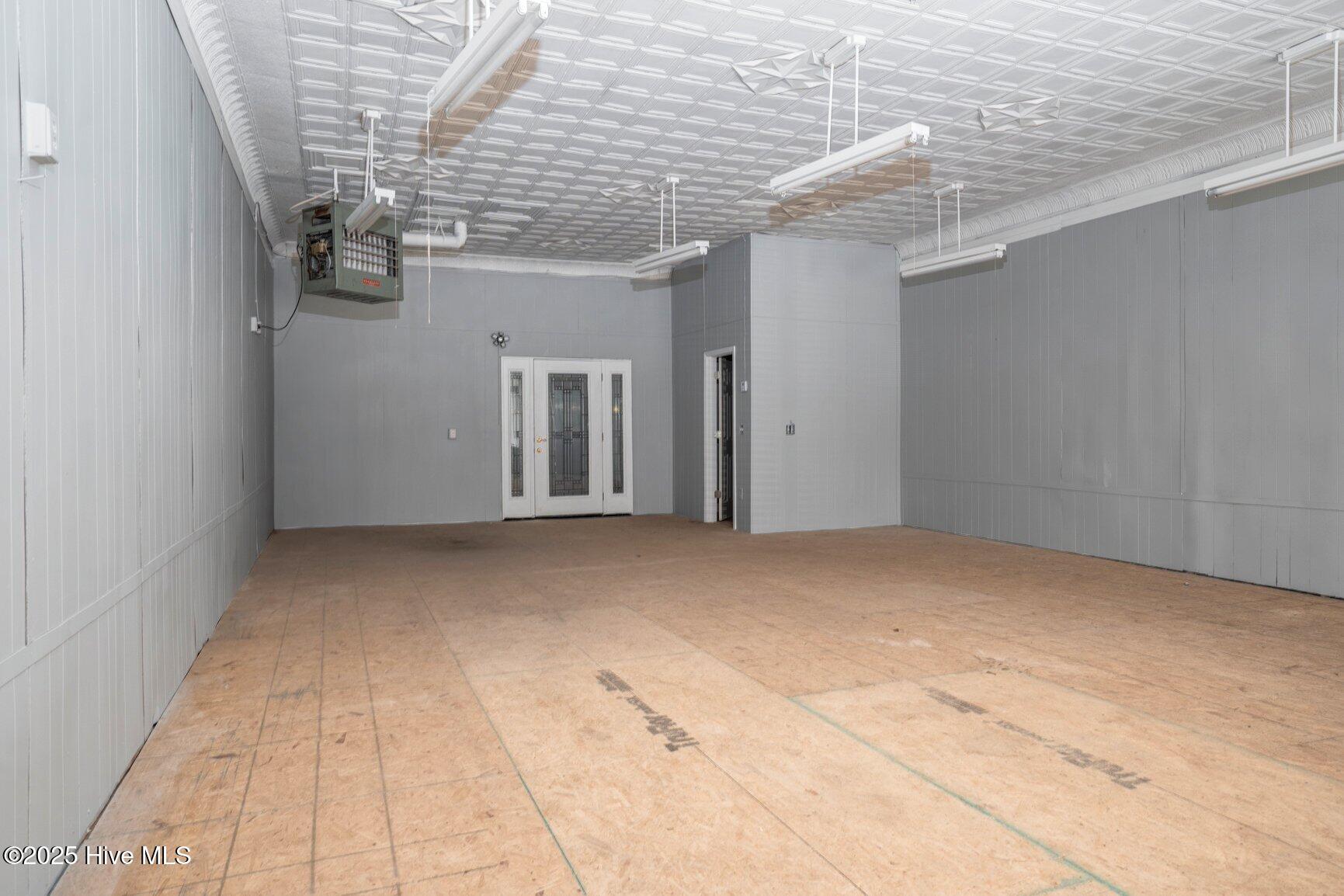 6210 Main Street Property Photo 5