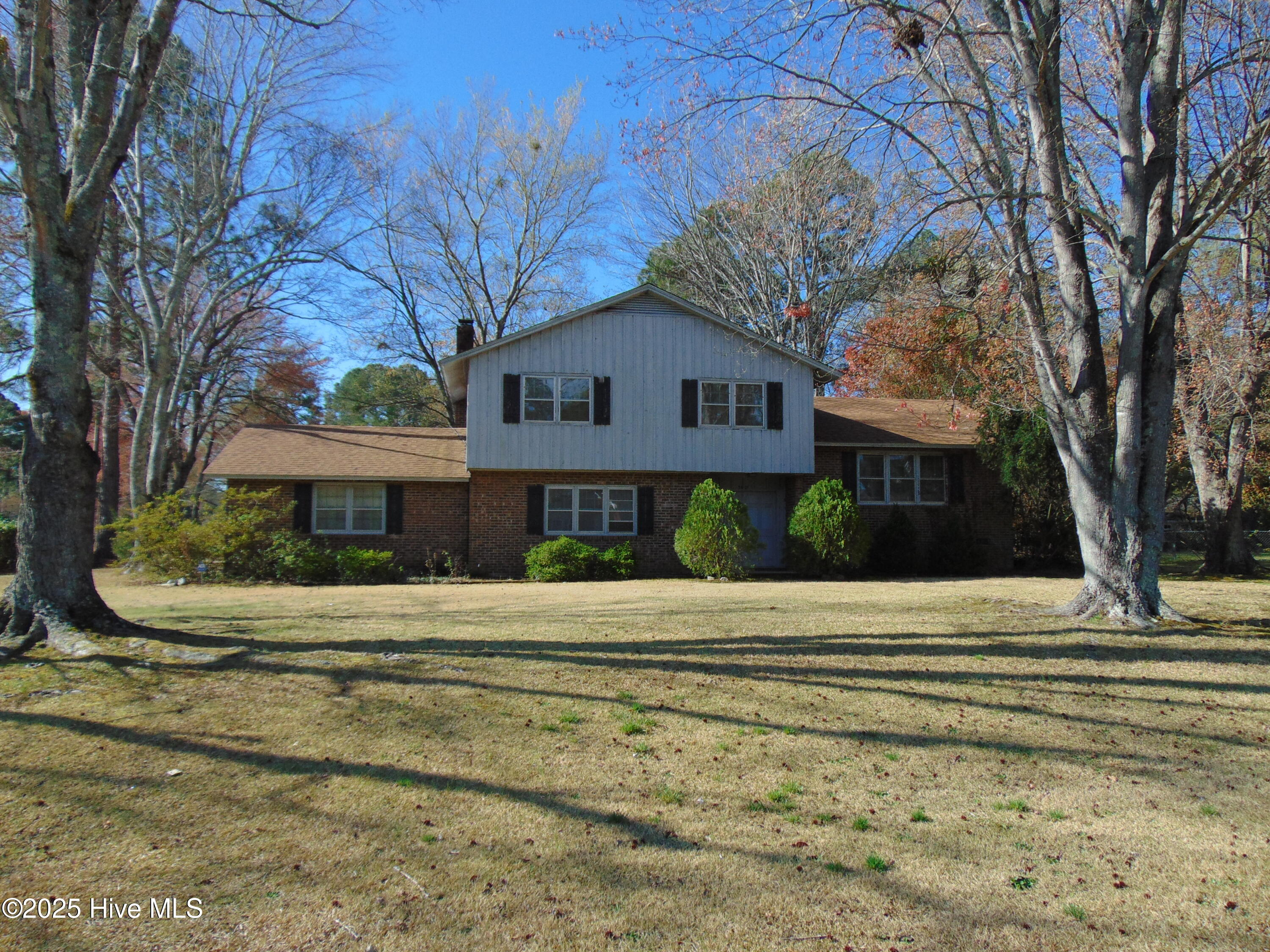 Englewood Real Estate Listings Main Image