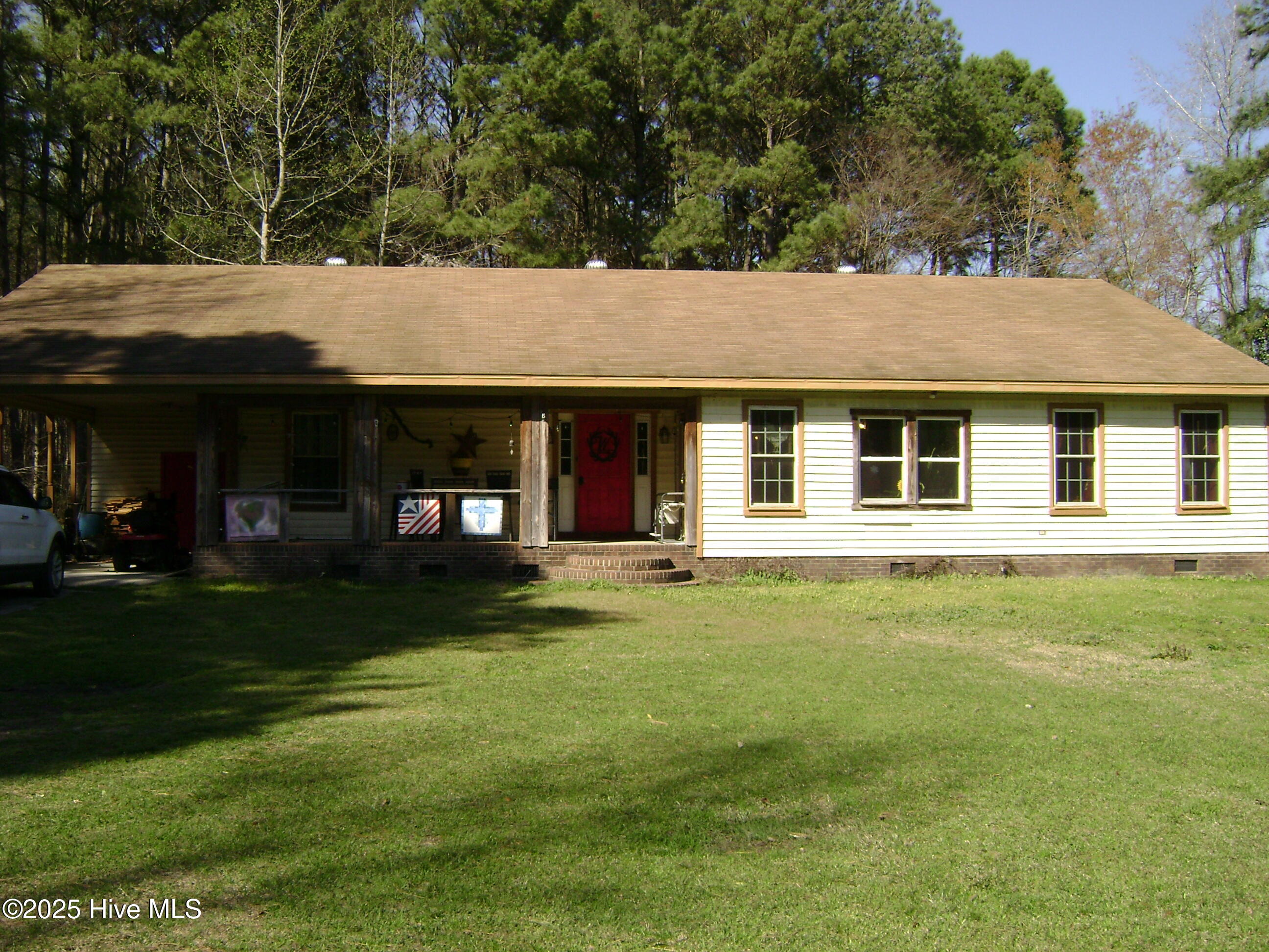 1039 Pine Ridge Road Property Photo