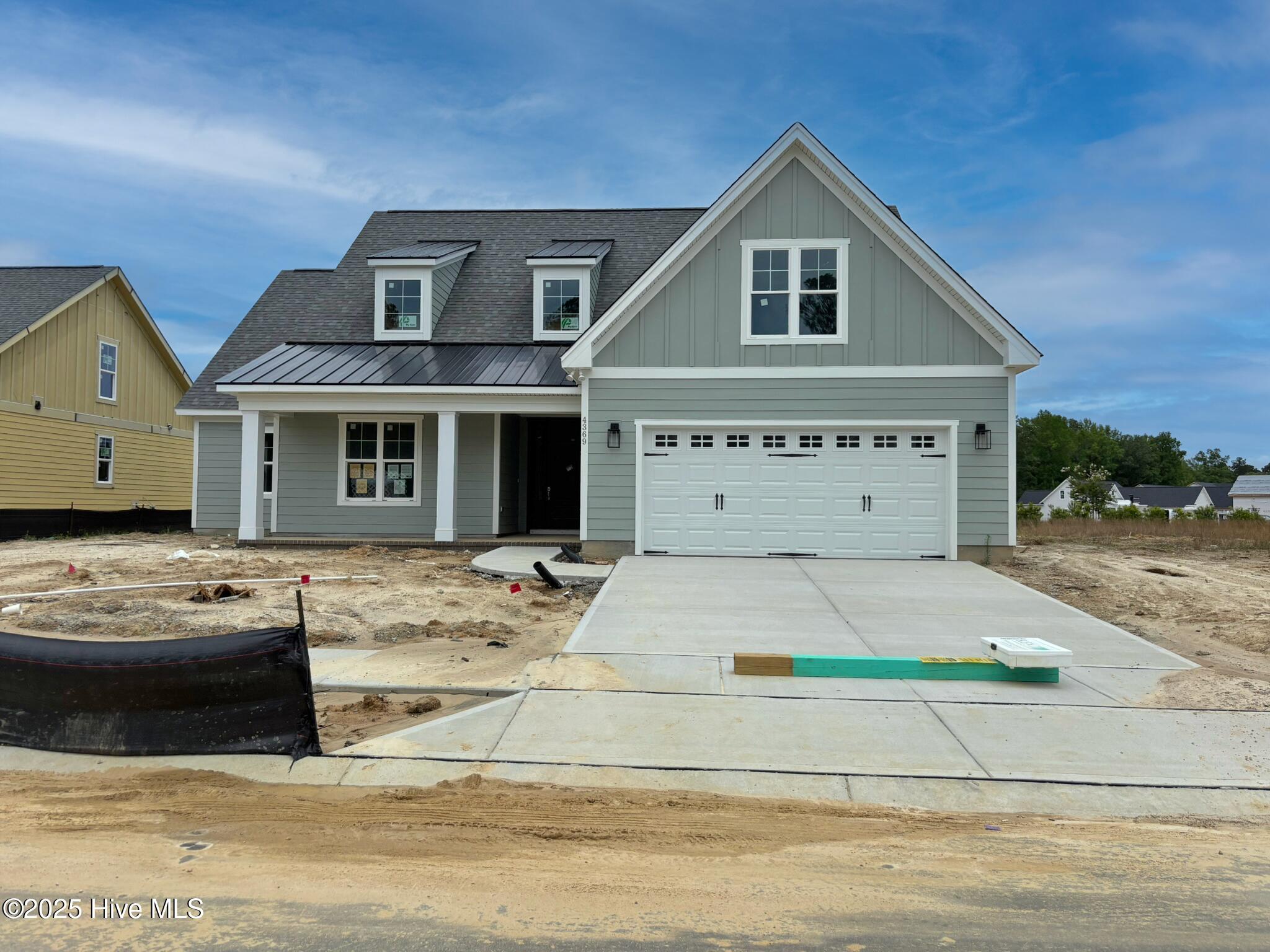 4369 Fantail Drive Property Photo 1